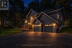 120 WILLIAM STREET Parry Sound, ON P2A 1V8