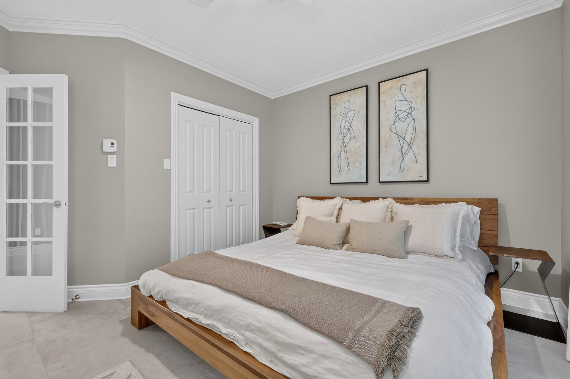 Master Bedroom - 107-5730 Boul. Marie-Victorin, Brossard, QC