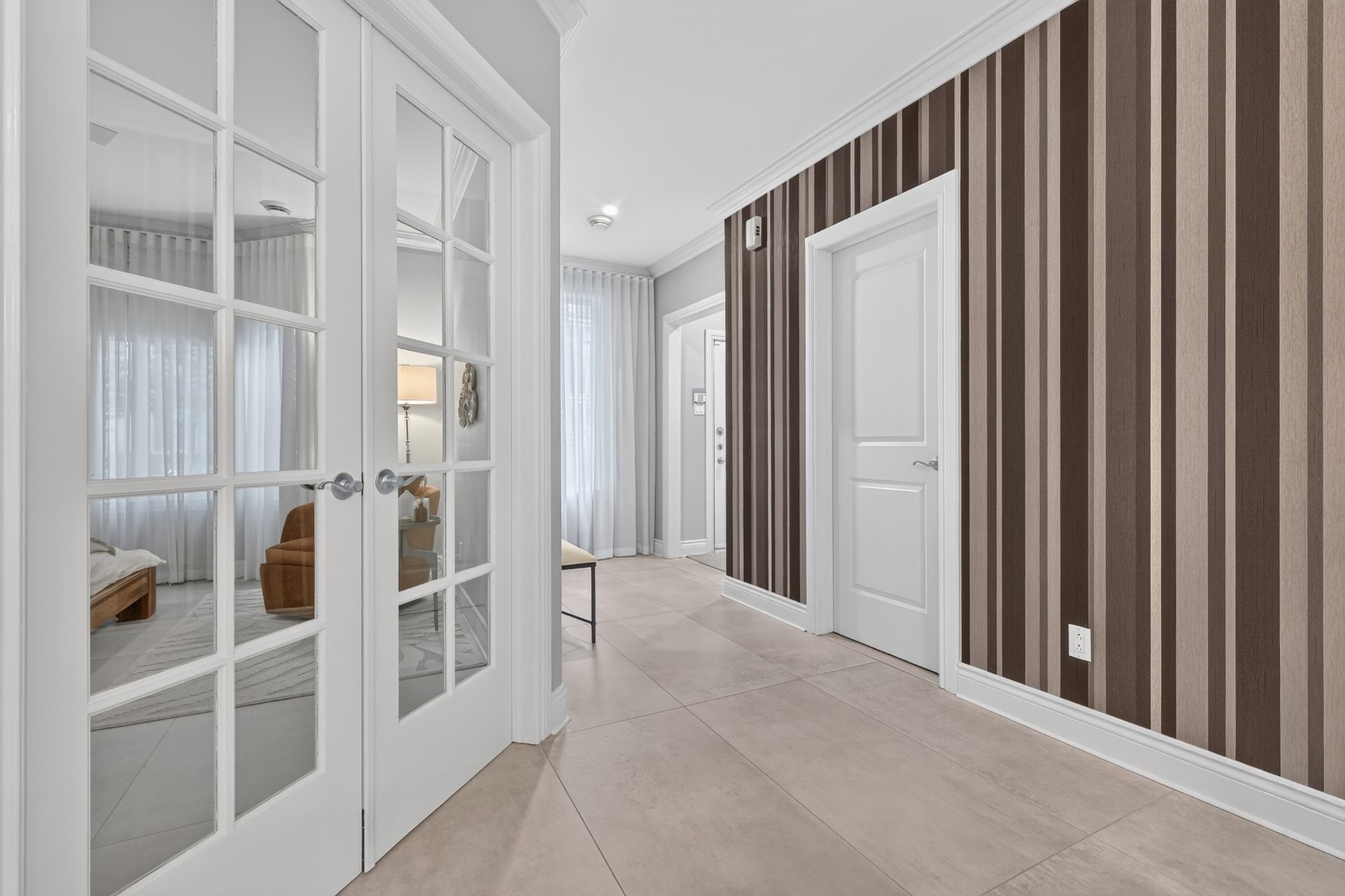 Master Bedroom - 107-5730 Boul. Marie-Victorin, Brossard, QC