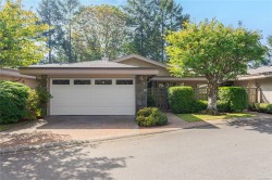 #18-4991 Bella Vista Cres Nanaimo, BC V9V 1M9