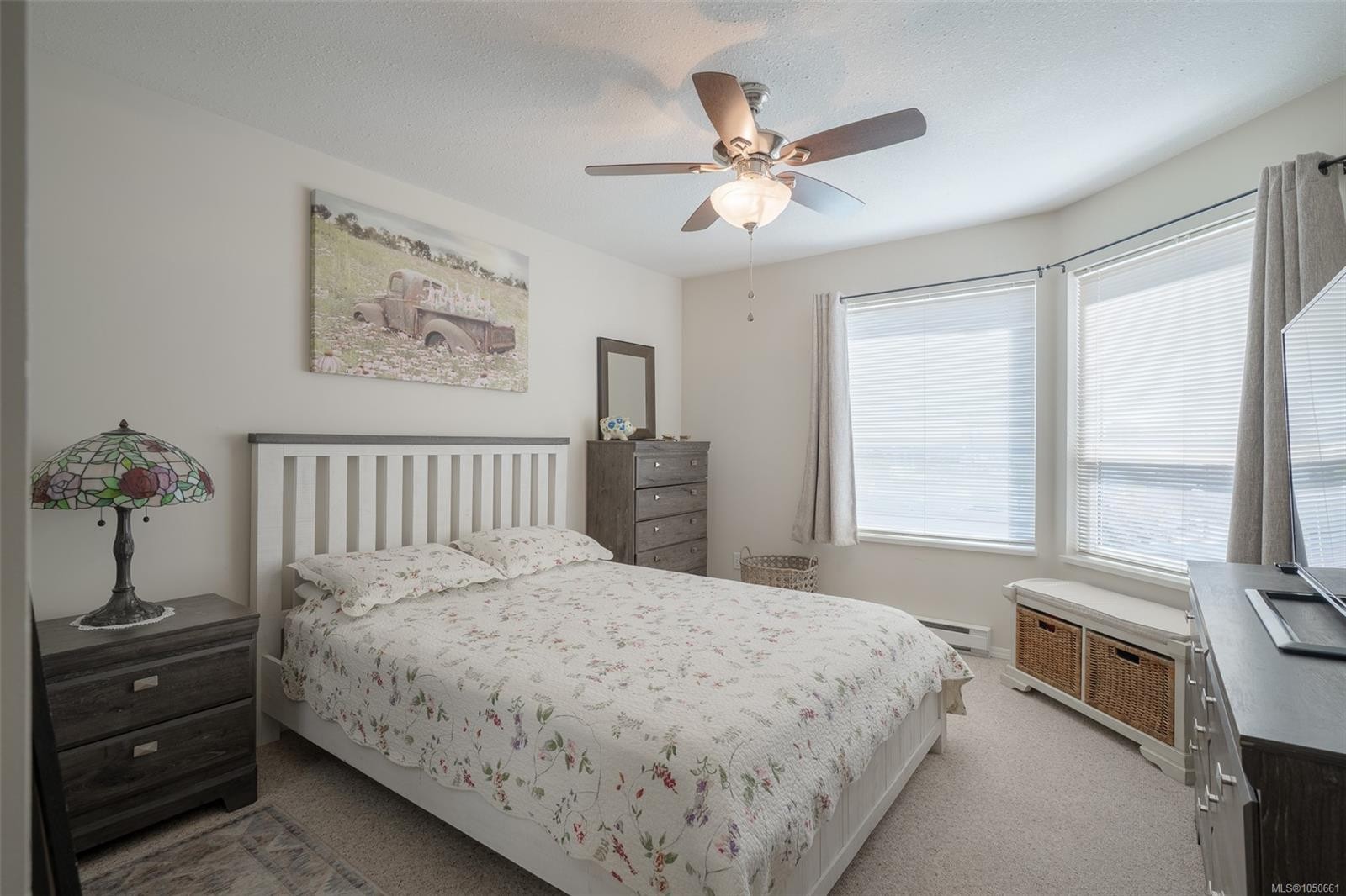 #305-240 Milton St, Nanaimo, BC