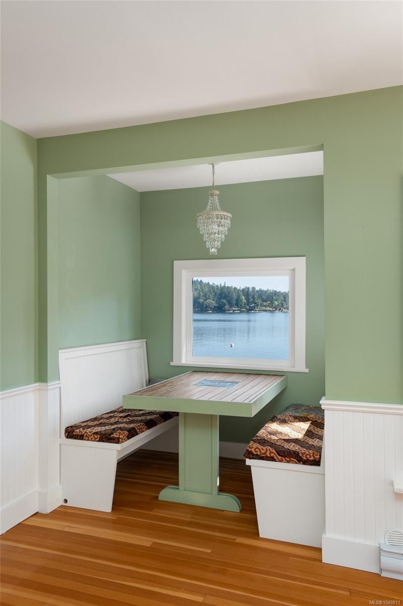 389 Moses Point Rd, North Saanich, BC