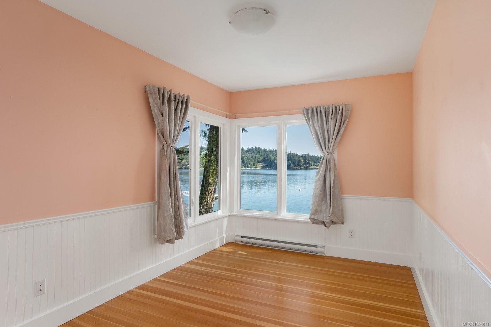 389 Moses Point Rd, North Saanich, BC