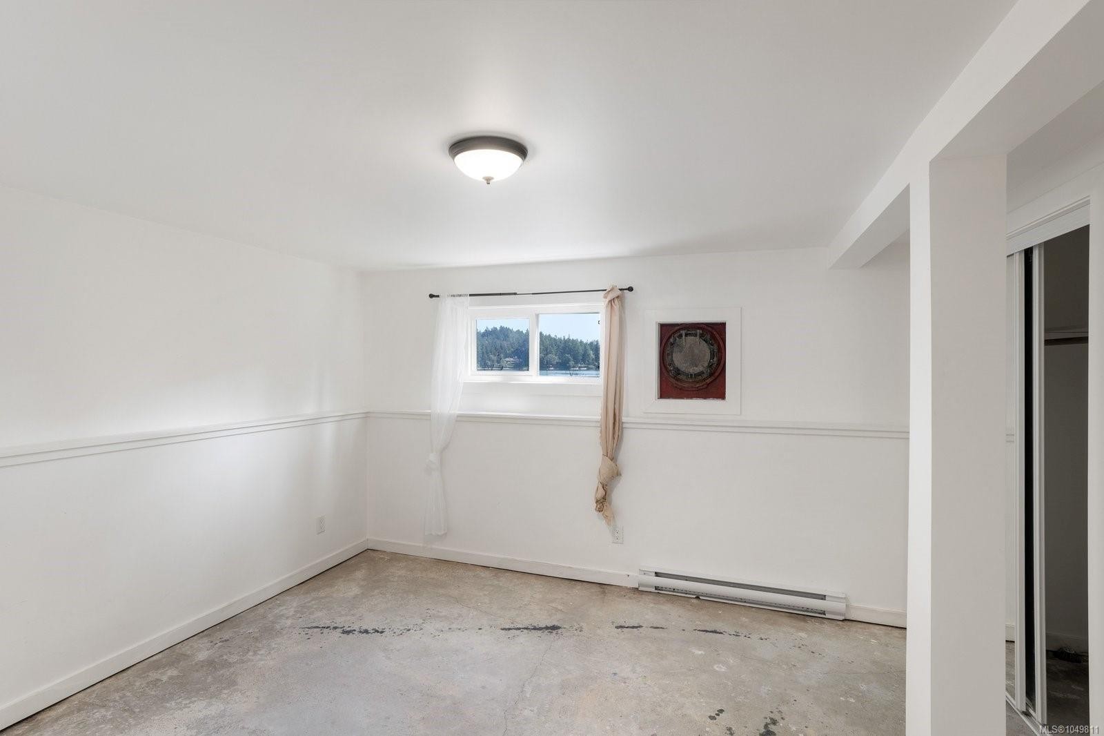 389 Moses Point Rd, North Saanich, BC