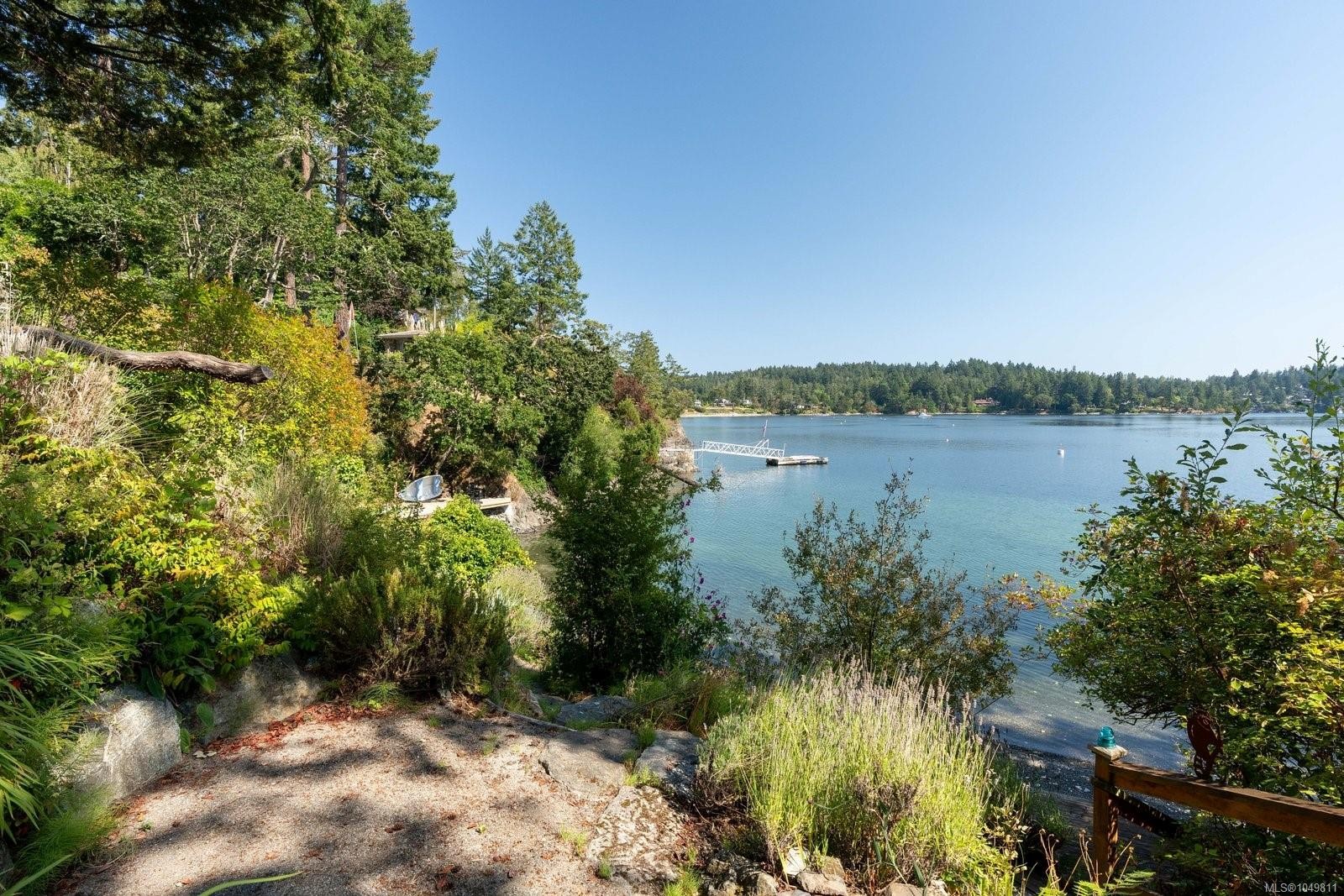389 Moses Point Rd, North Saanich, BC