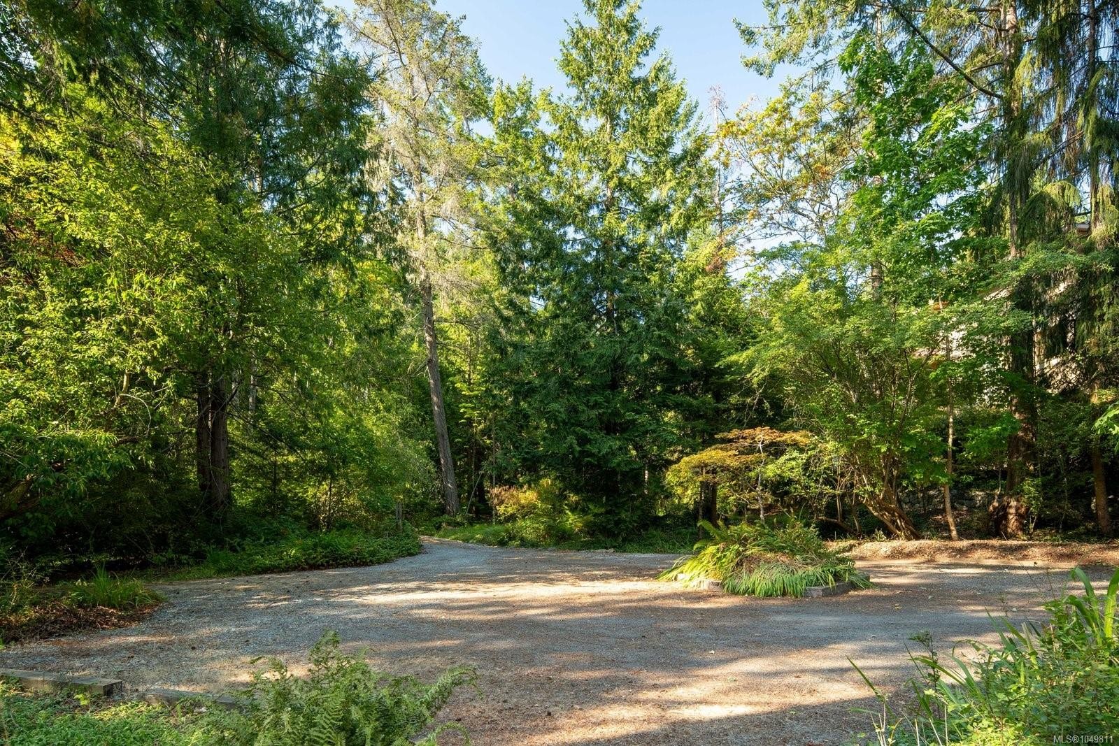 389 Moses Point Rd, North Saanich, BC