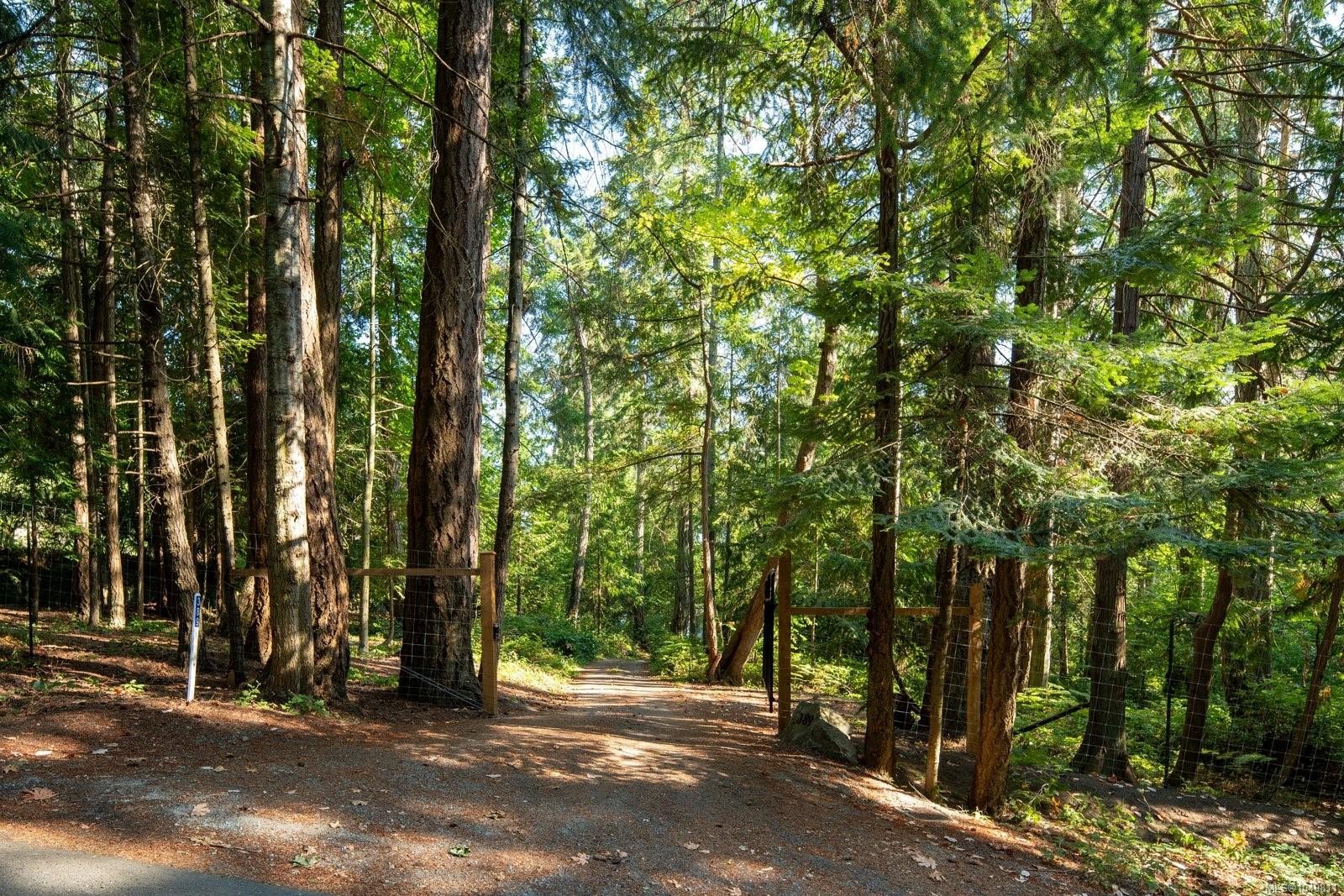 389 Moses Point Rd, North Saanich, BC