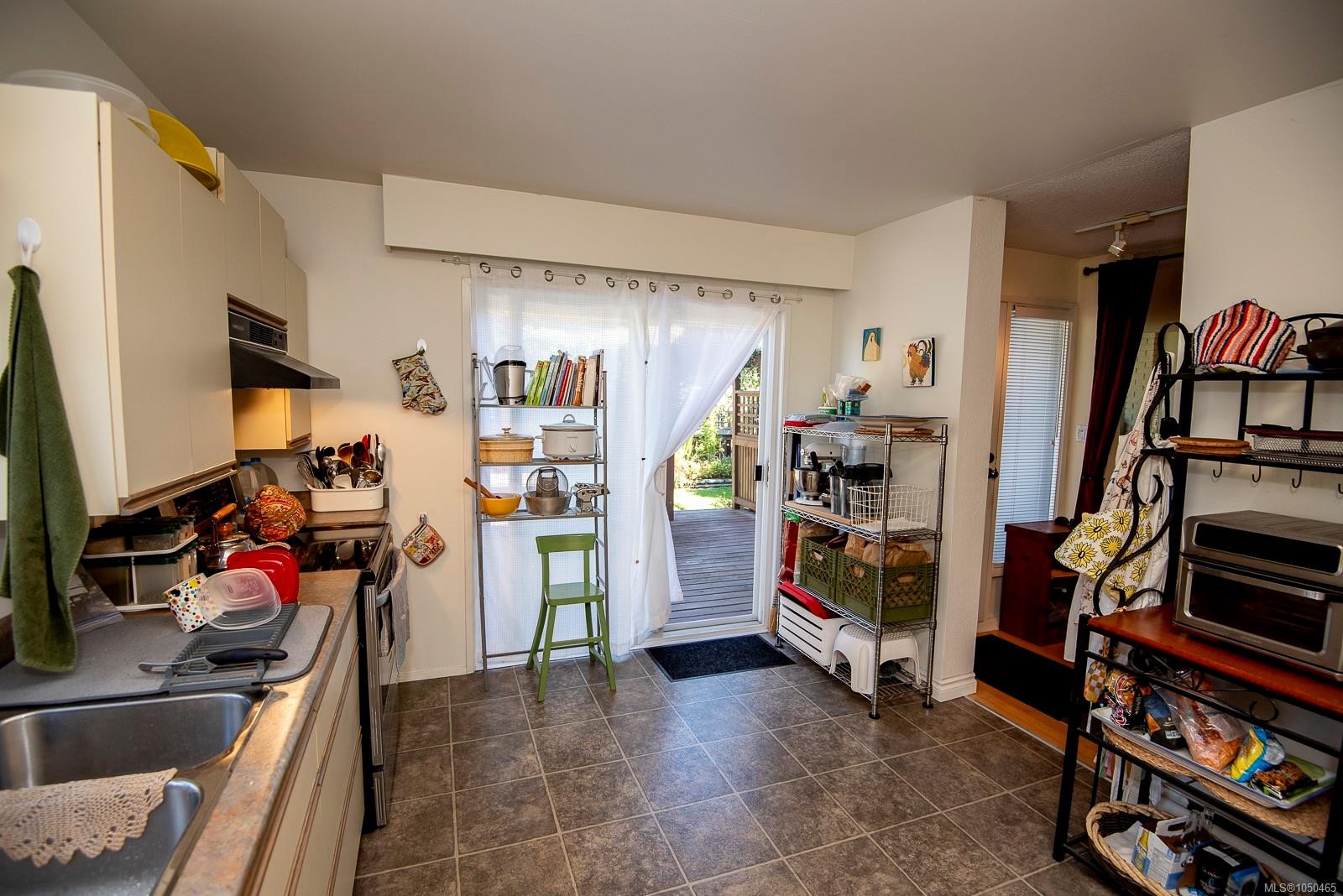 #13-3060 Harriet Rd, Saanich, BC