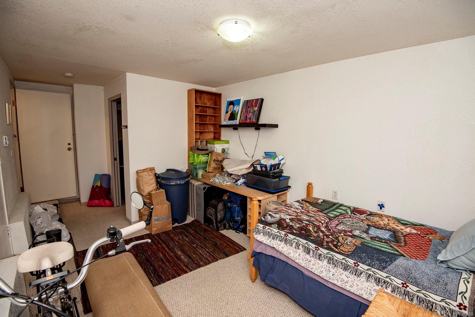 #13-3060 Harriet Rd, Saanich, BC