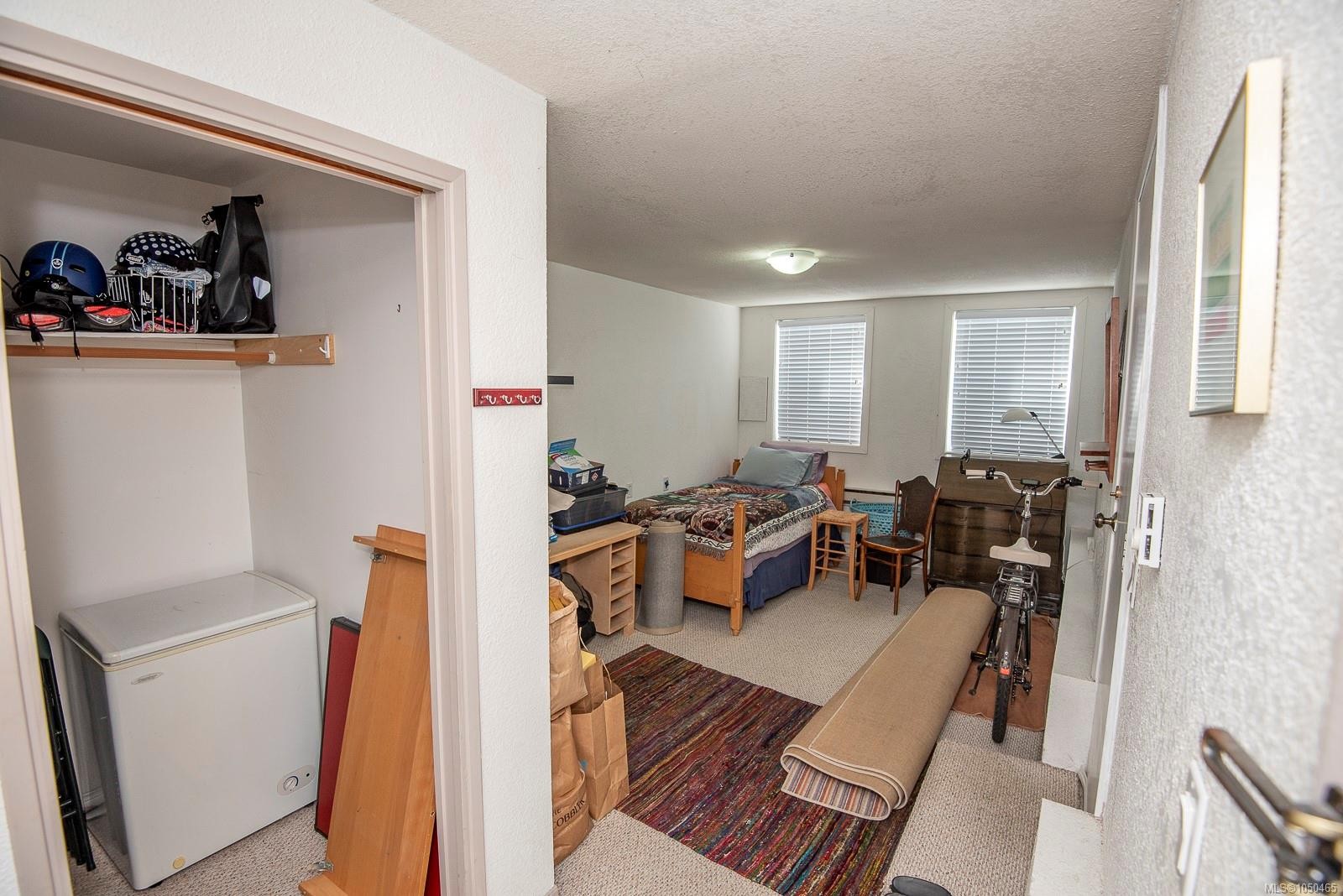 #13-3060 Harriet Rd, Saanich, BC