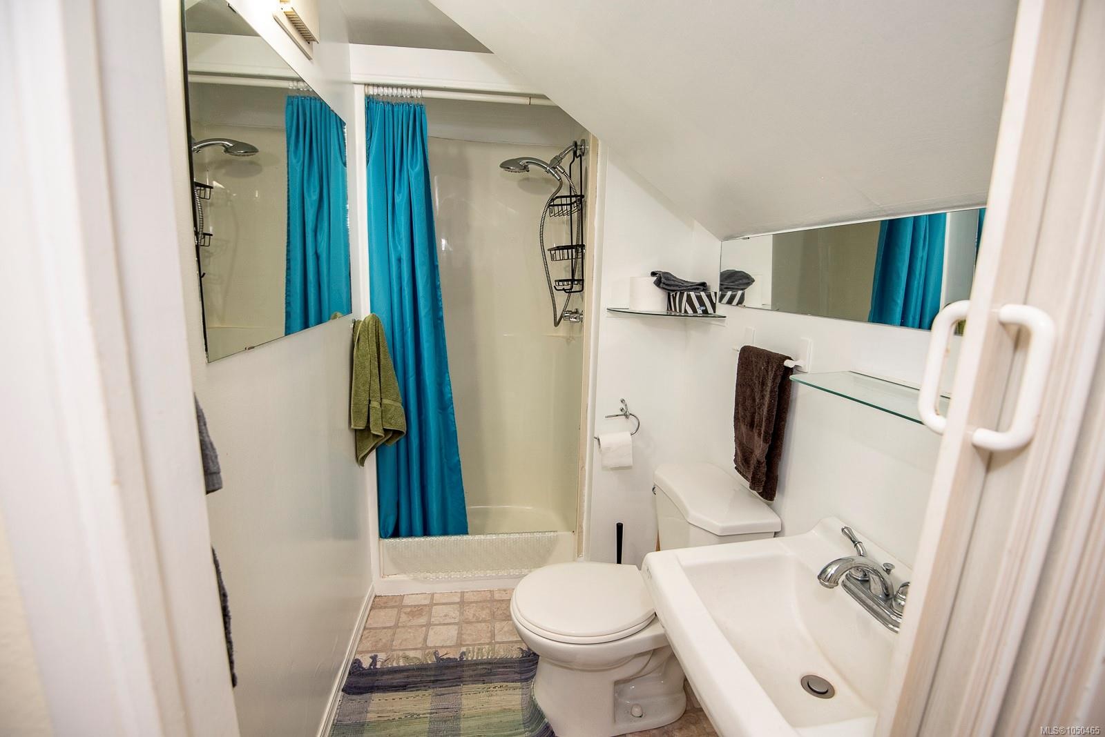 #13-3060 Harriet Rd, Saanich, BC