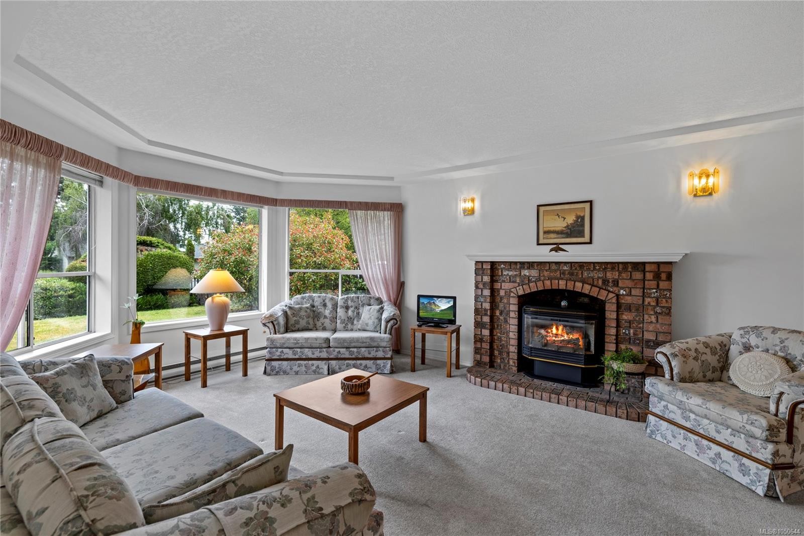 464 Quatsino Rd, Qualicum Beach, BC