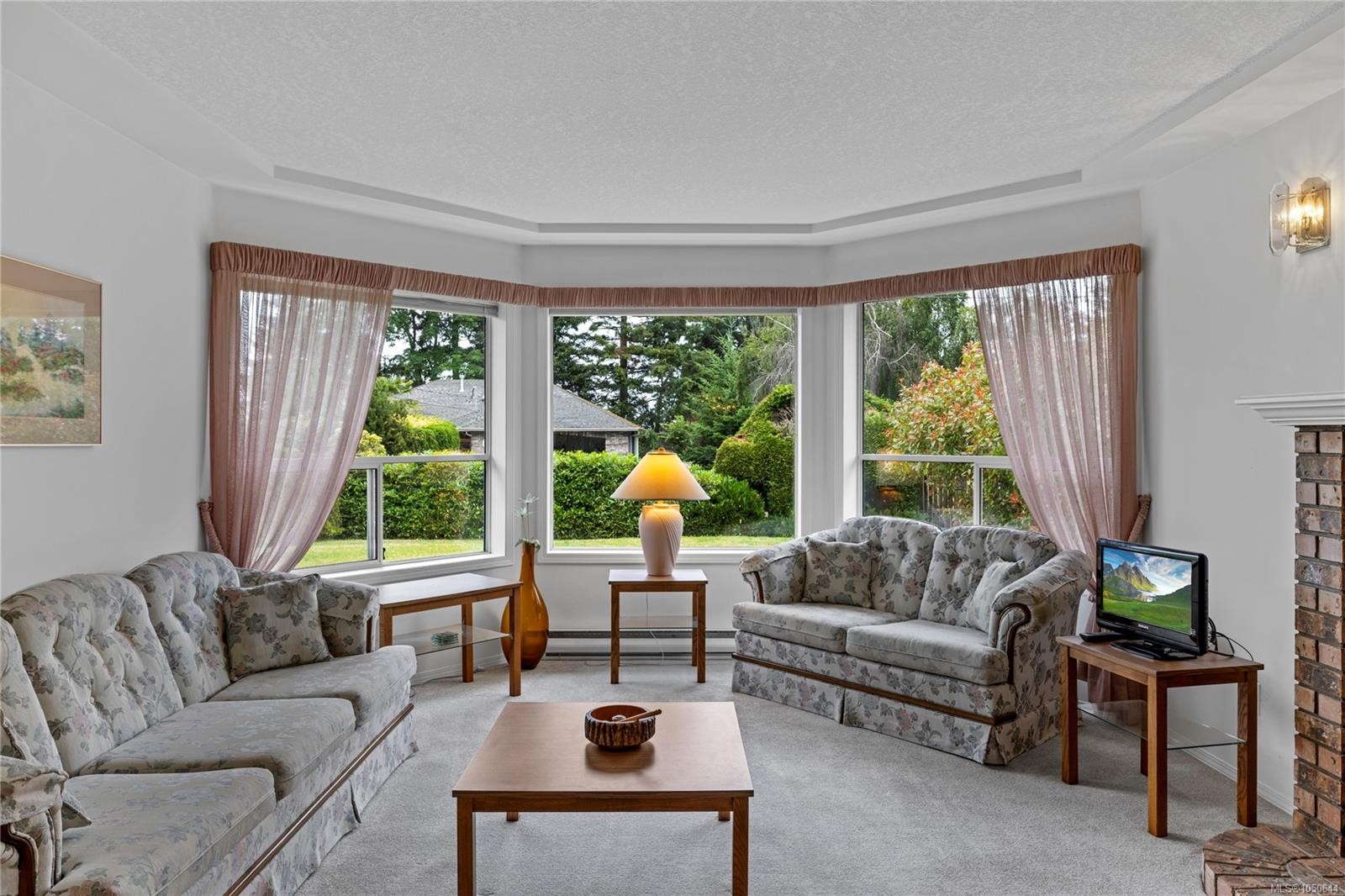 464 Quatsino Rd, Qualicum Beach, BC