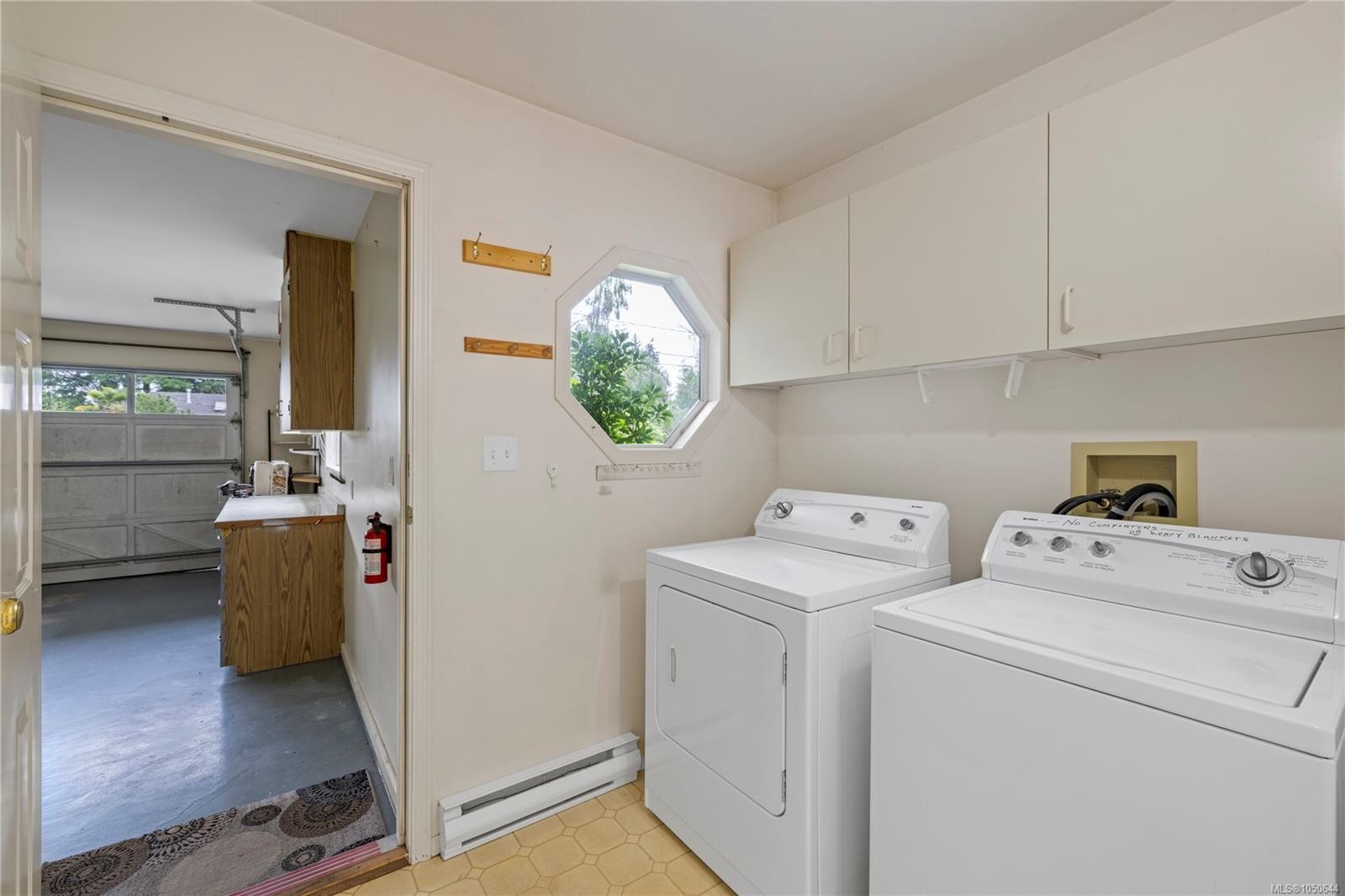 464 Quatsino Rd, Qualicum Beach, BC