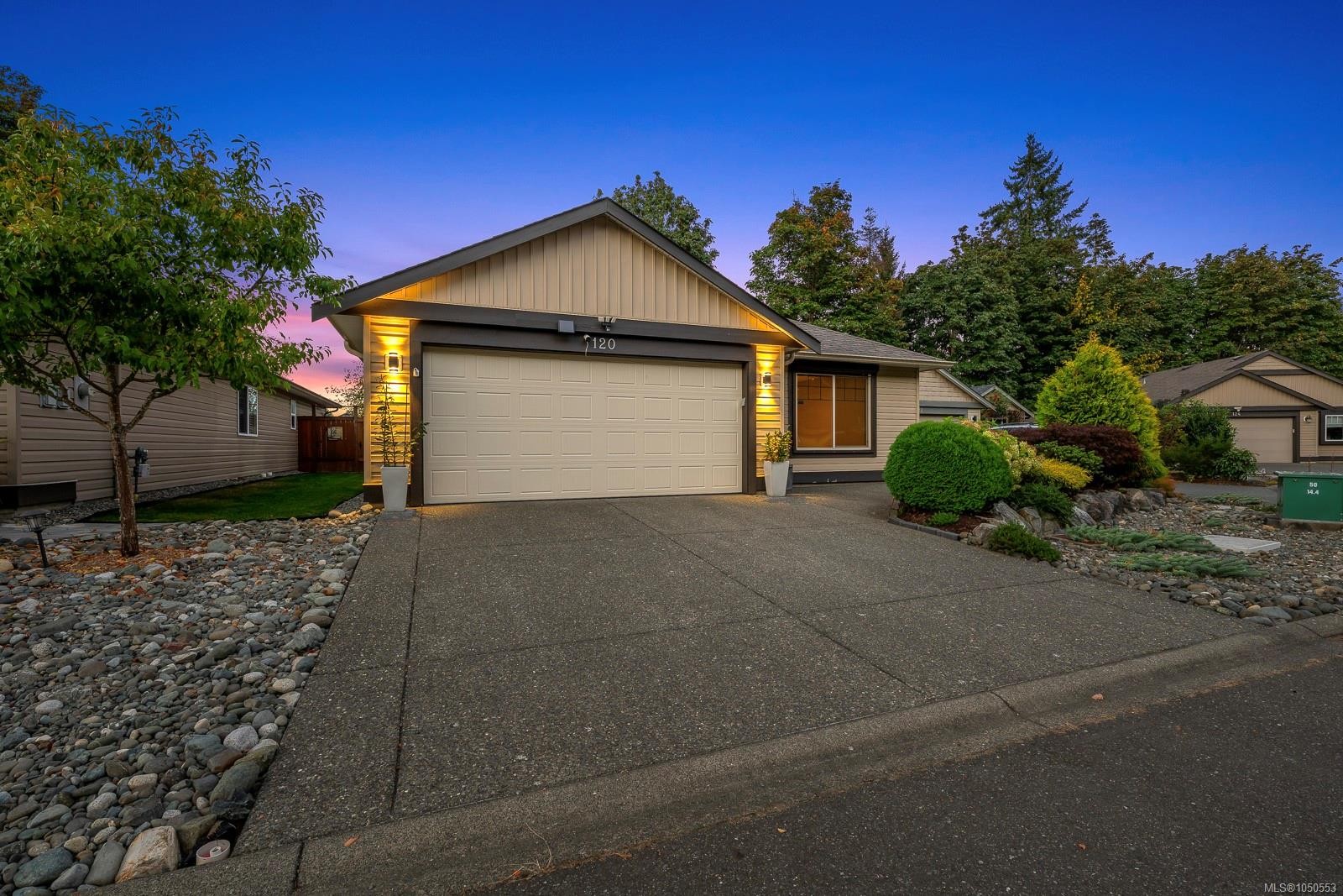 #120-2205 Robert Lang Dr, Courtenay, BC