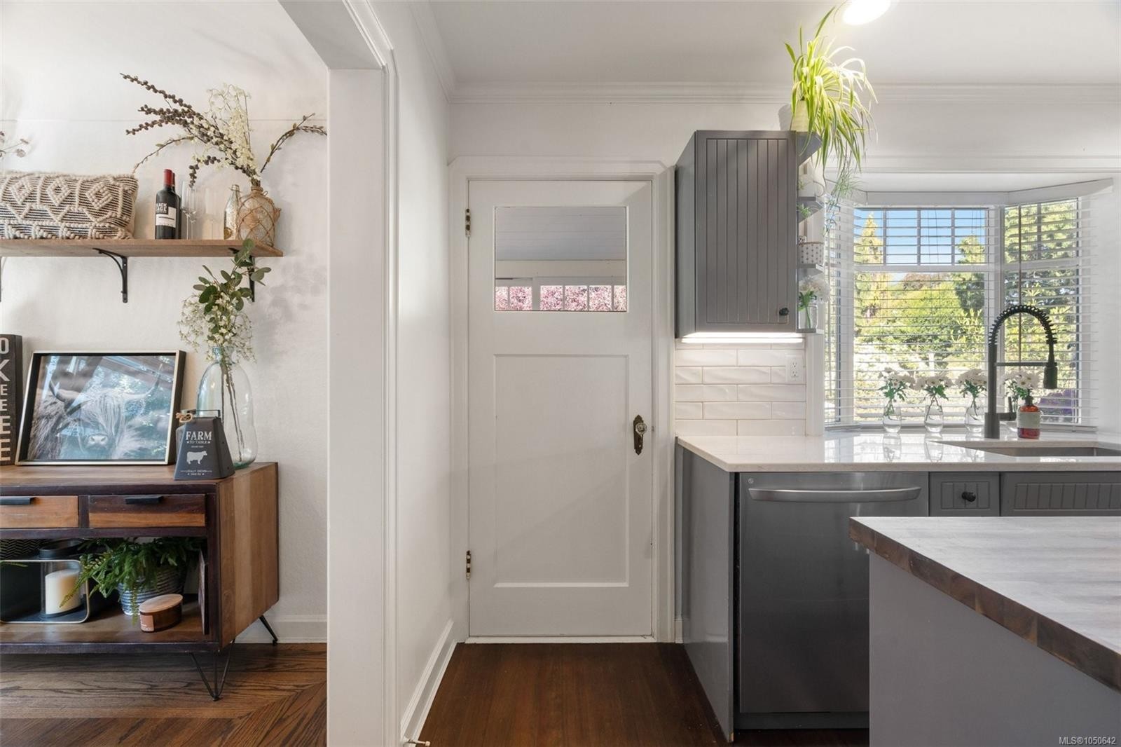 970 Bank St, Victoria, BC