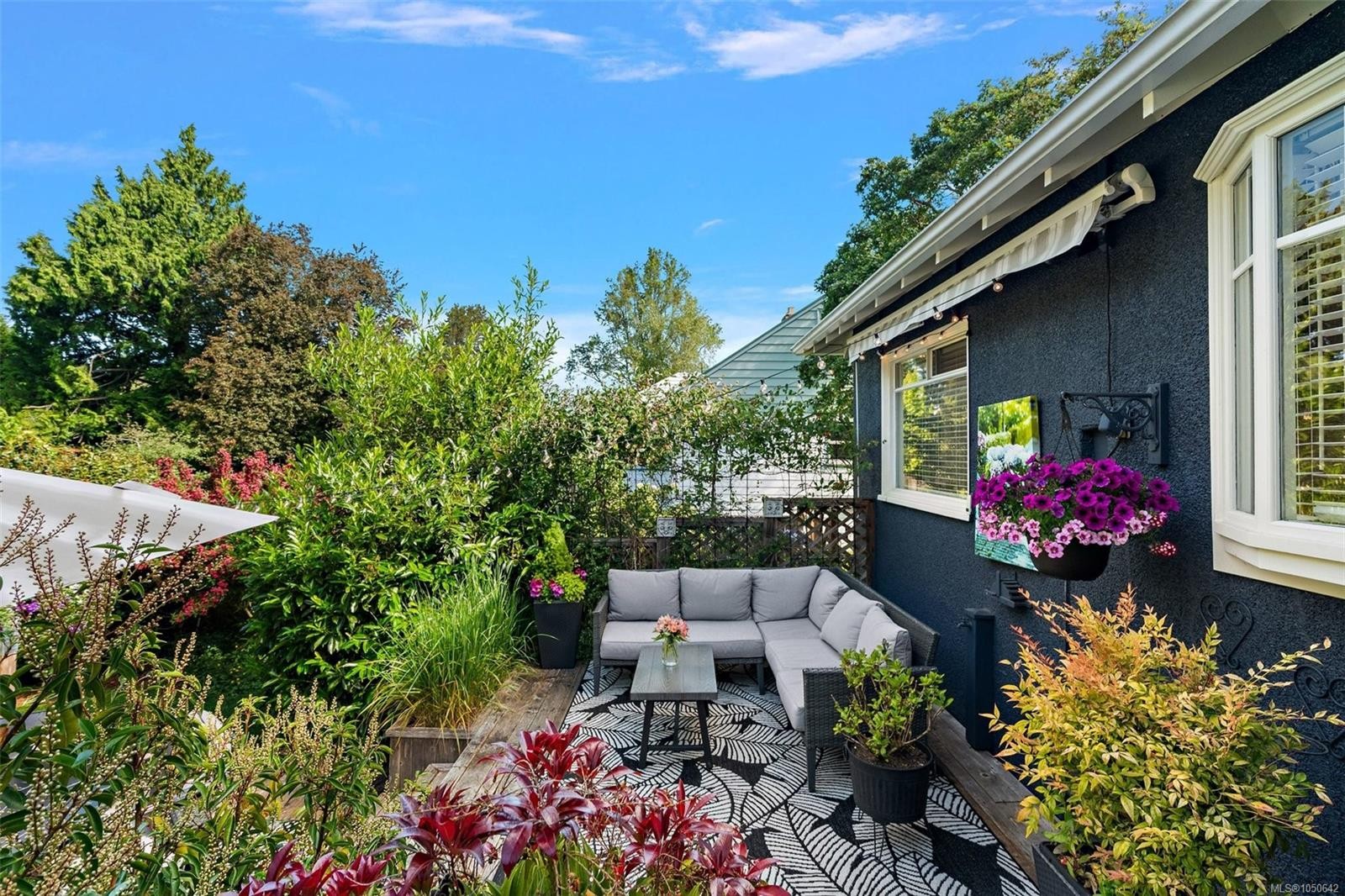 970 Bank St, Victoria, BC