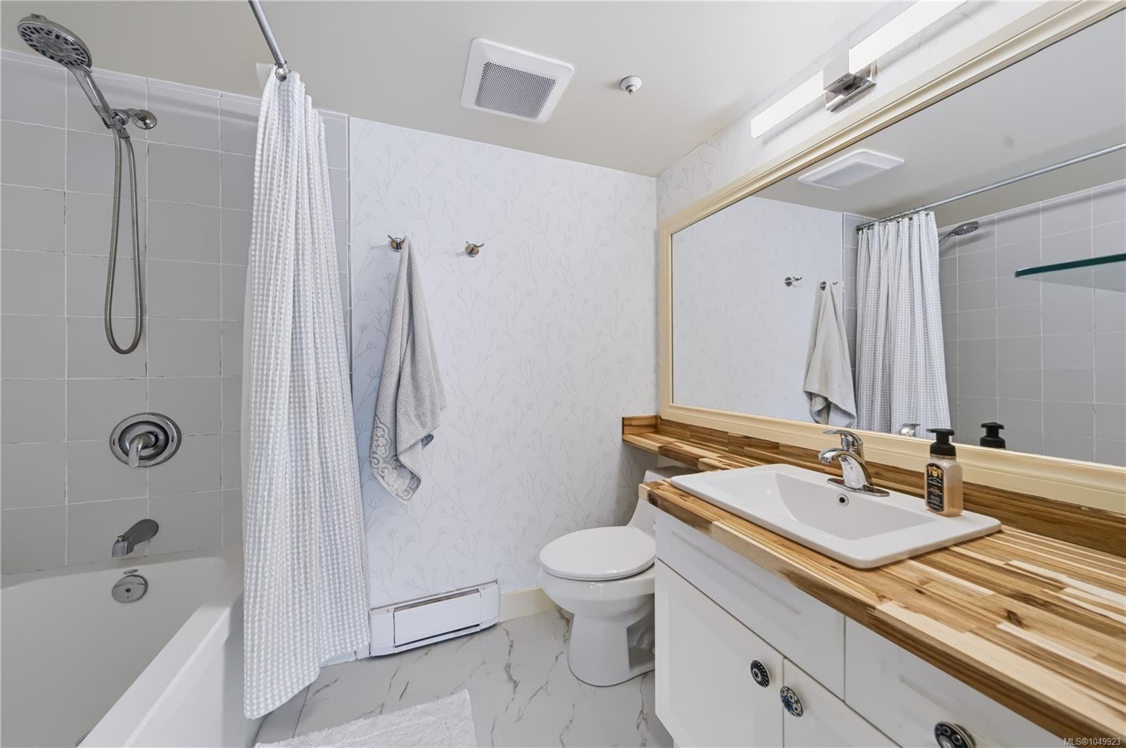 #212-4965 Vista View Cres, Nanaimo, BC
