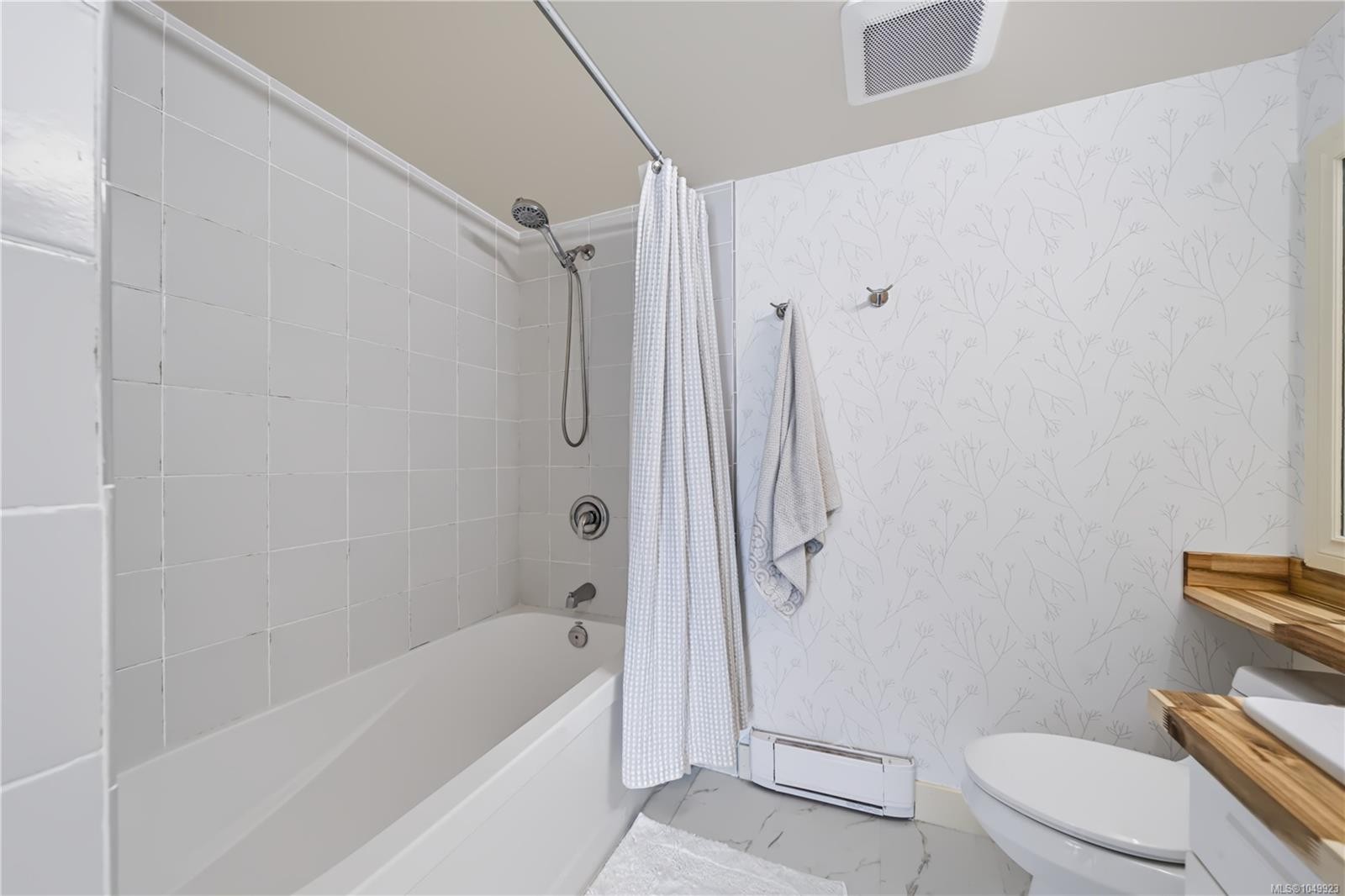 #212-4965 Vista View Cres, Nanaimo, BC