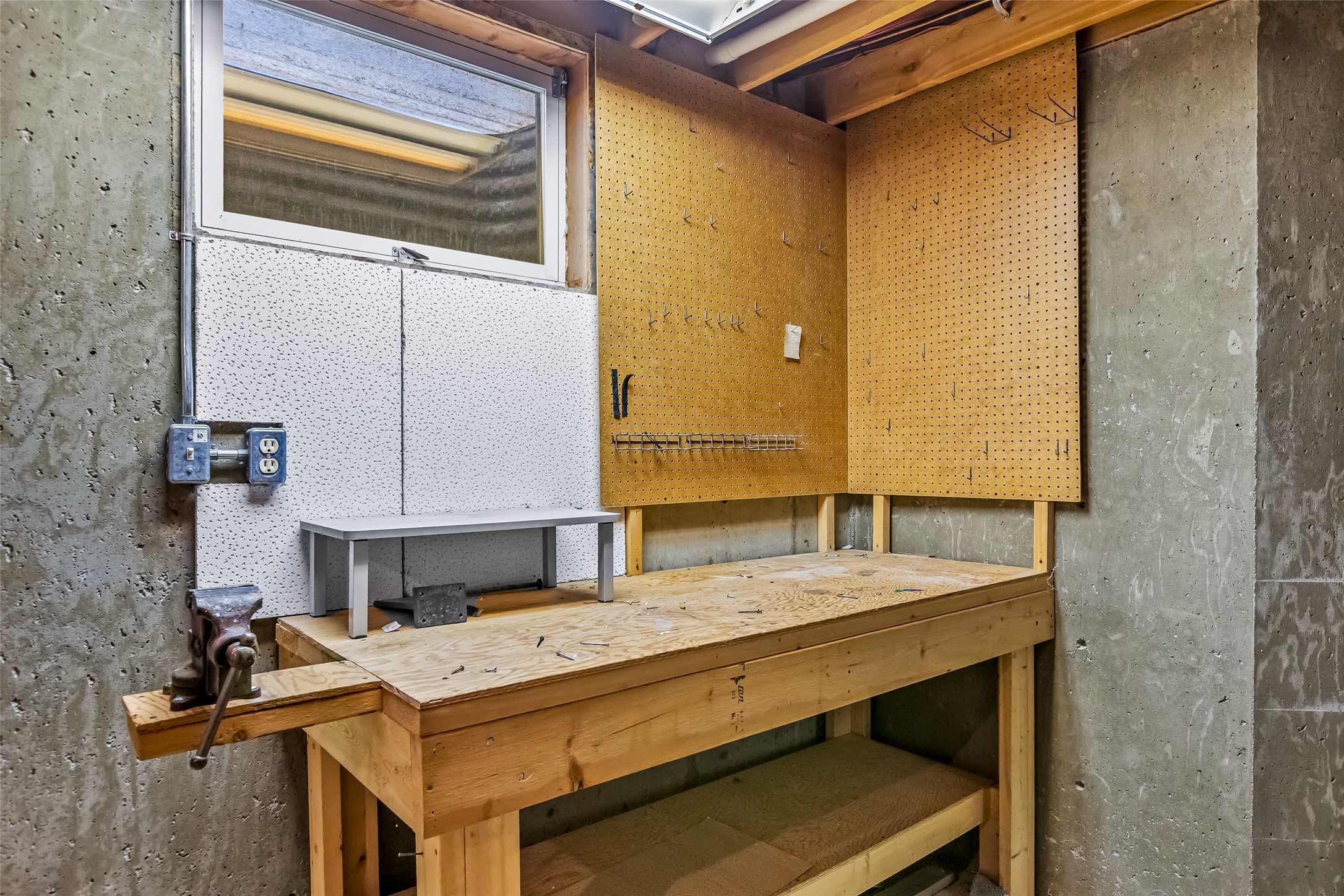 1-310 6Th Avenue, Creston, BC