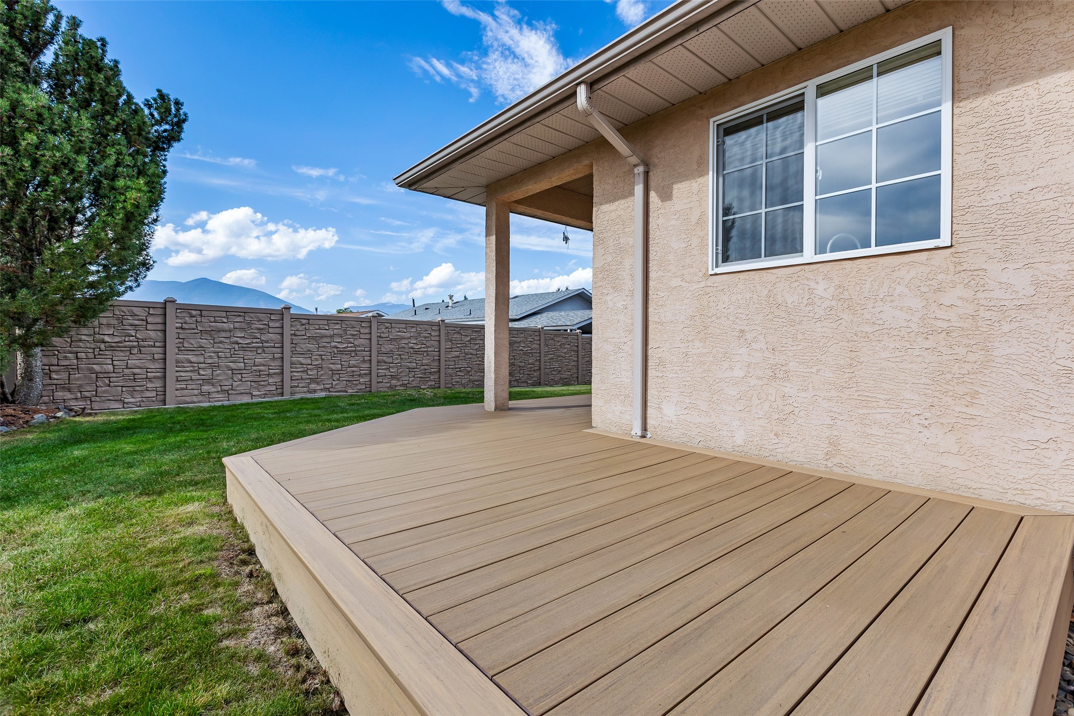 1-310 6Th Avenue, Creston, BC