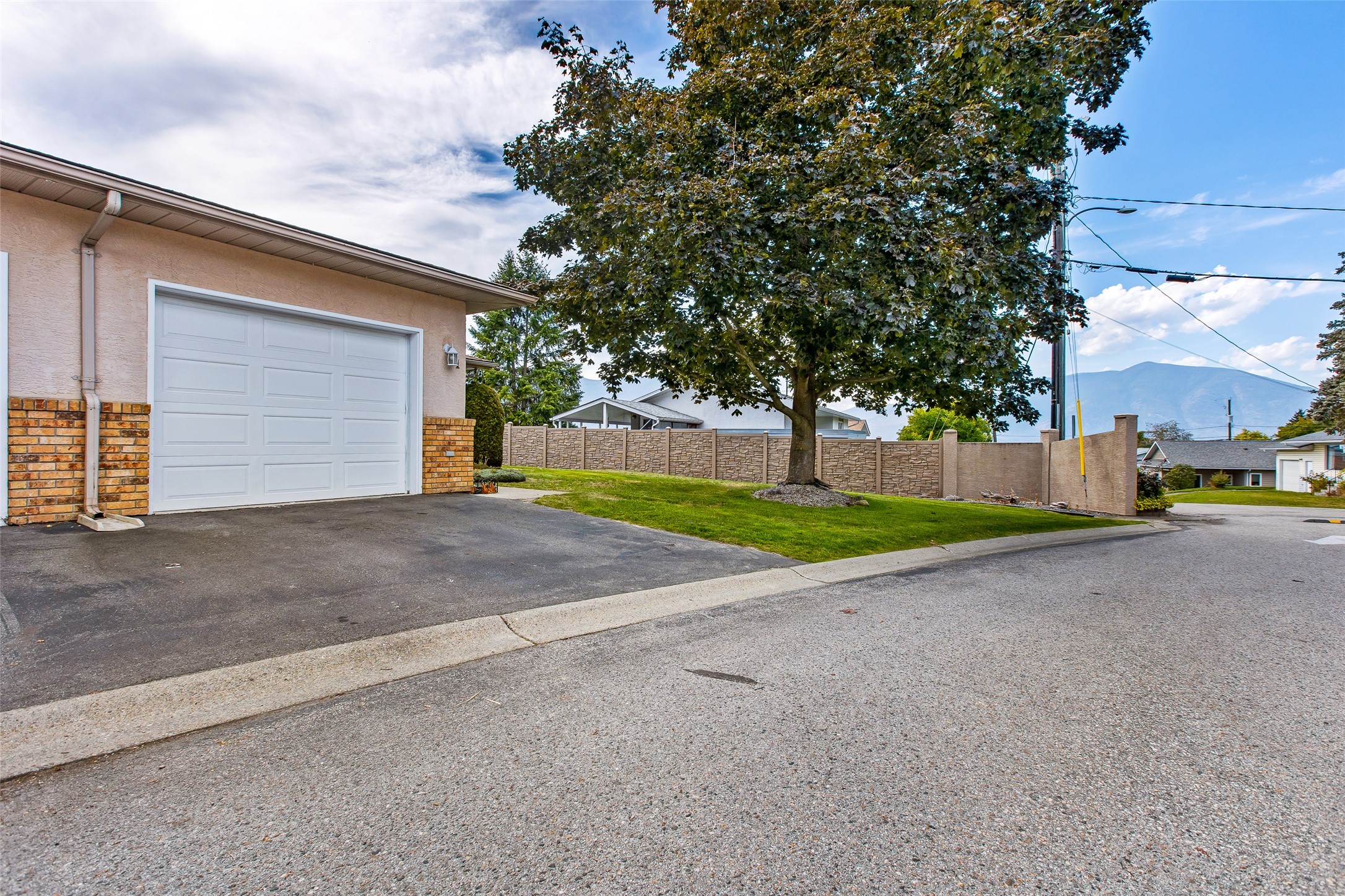 1-310 6Th Avenue, Creston, BC