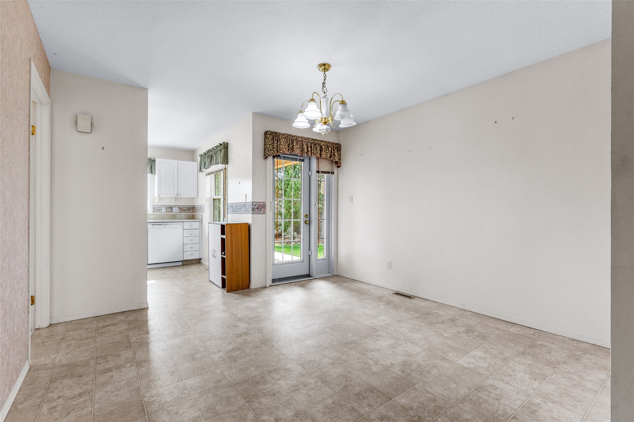 1-310 6Th Avenue, Creston, BC