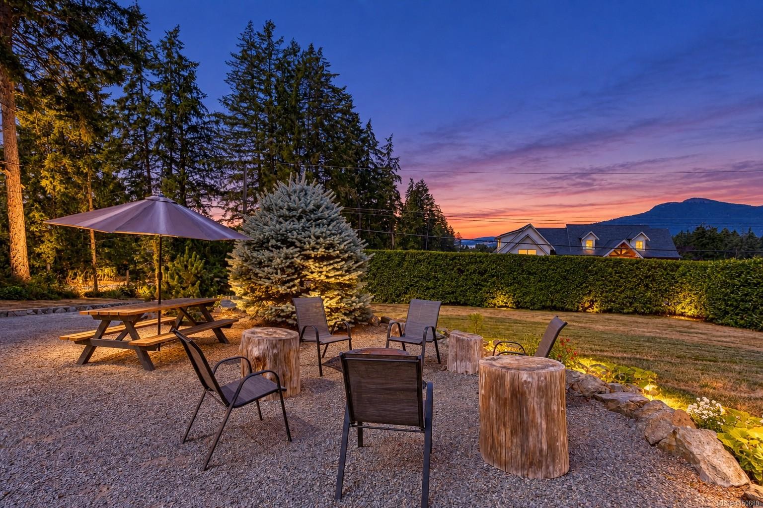 6535 Wicks Rd, Duncan, BC