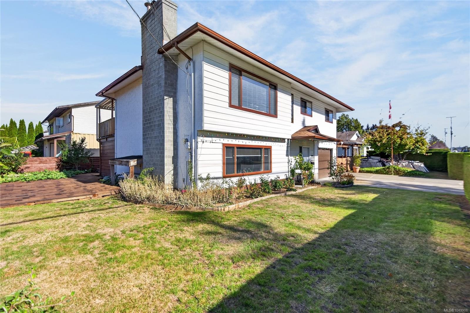 1083 26Th St, Courtenay, BC