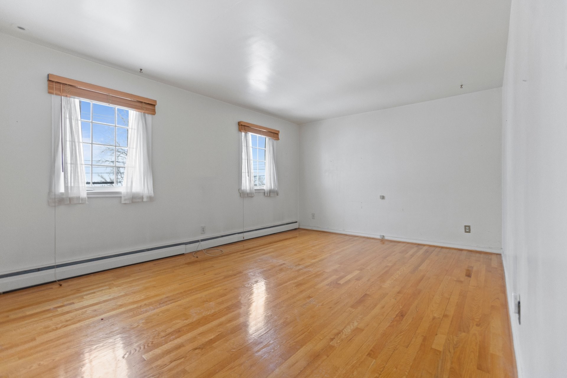 Master Bedroom - 69 Ch. Du Bord-Du-Lac-Lakeshore, Pointe-Claire, QC