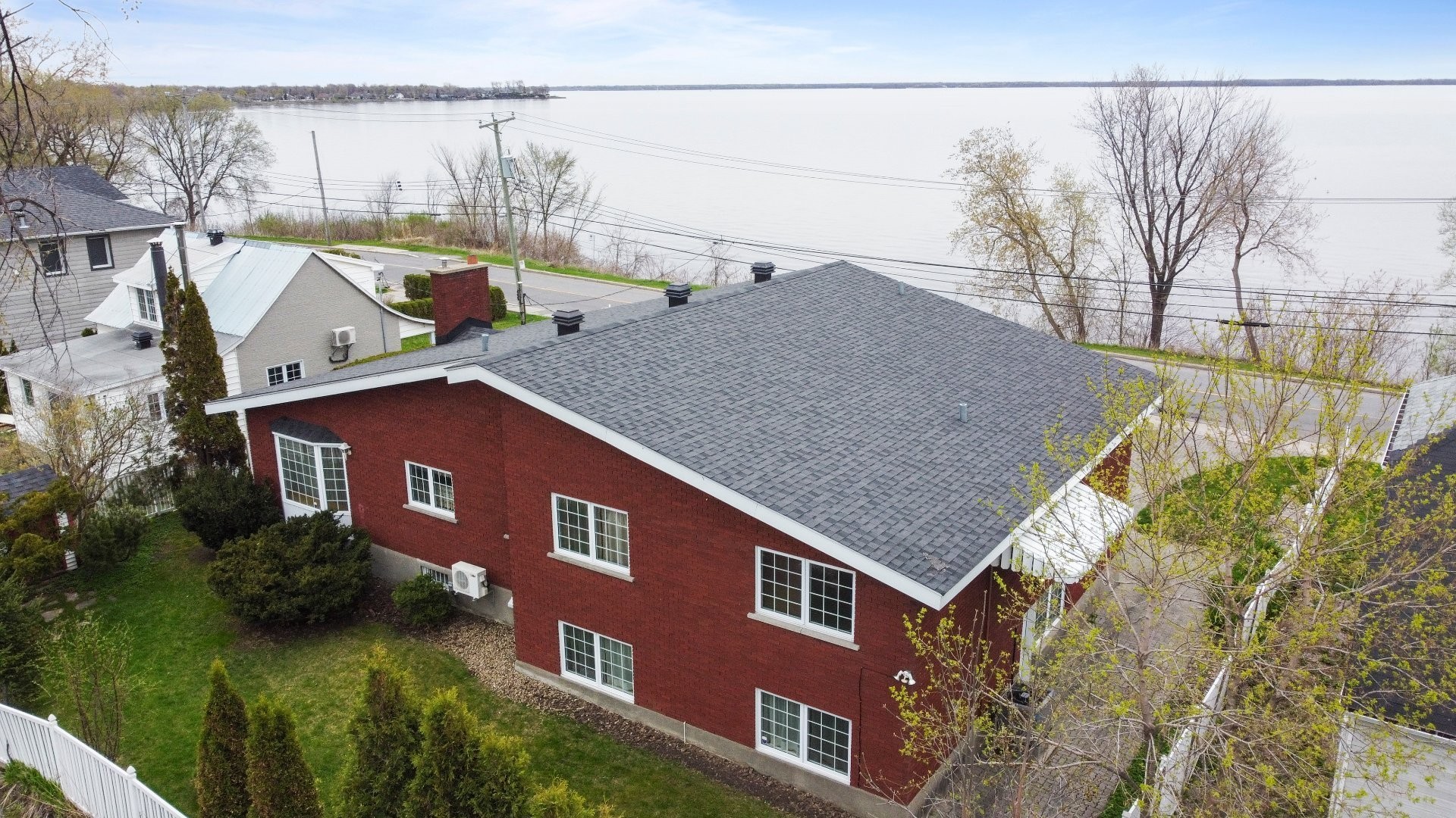 Aerial View - 69 Ch. Du Bord-Du-Lac-Lakeshore, Pointe-Claire, QC