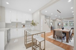 350 Lumsden Avenue Toronto, ON M4C 2L3