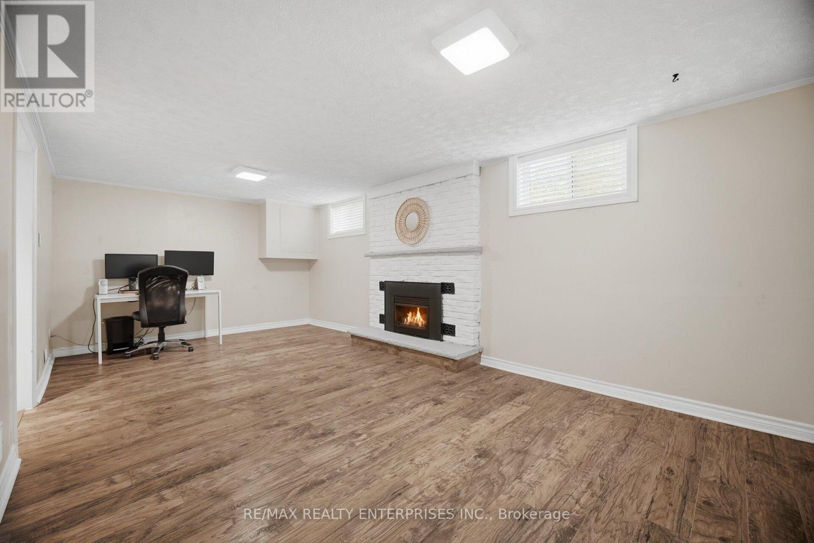 1310 Redbank Crescent, Oakville, ON