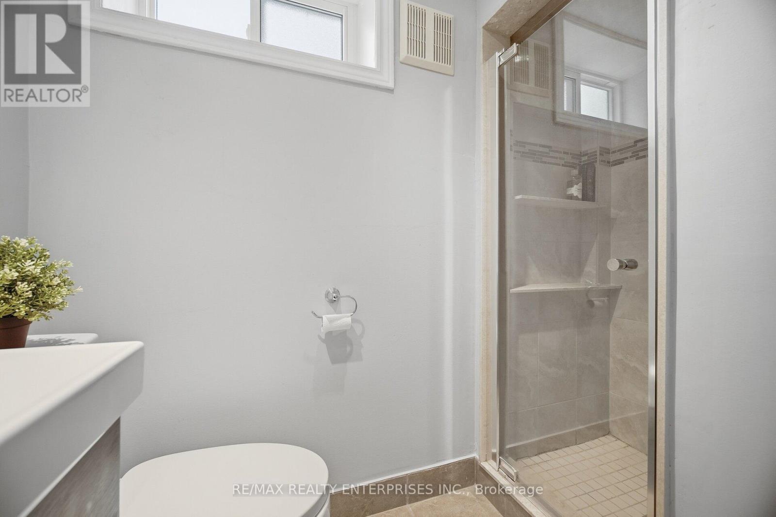 1310 Redbank Crescent, Oakville, ON