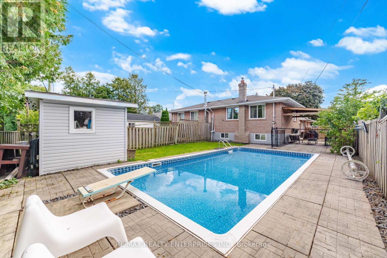 1310 Redbank Crescent, Oakville, ON