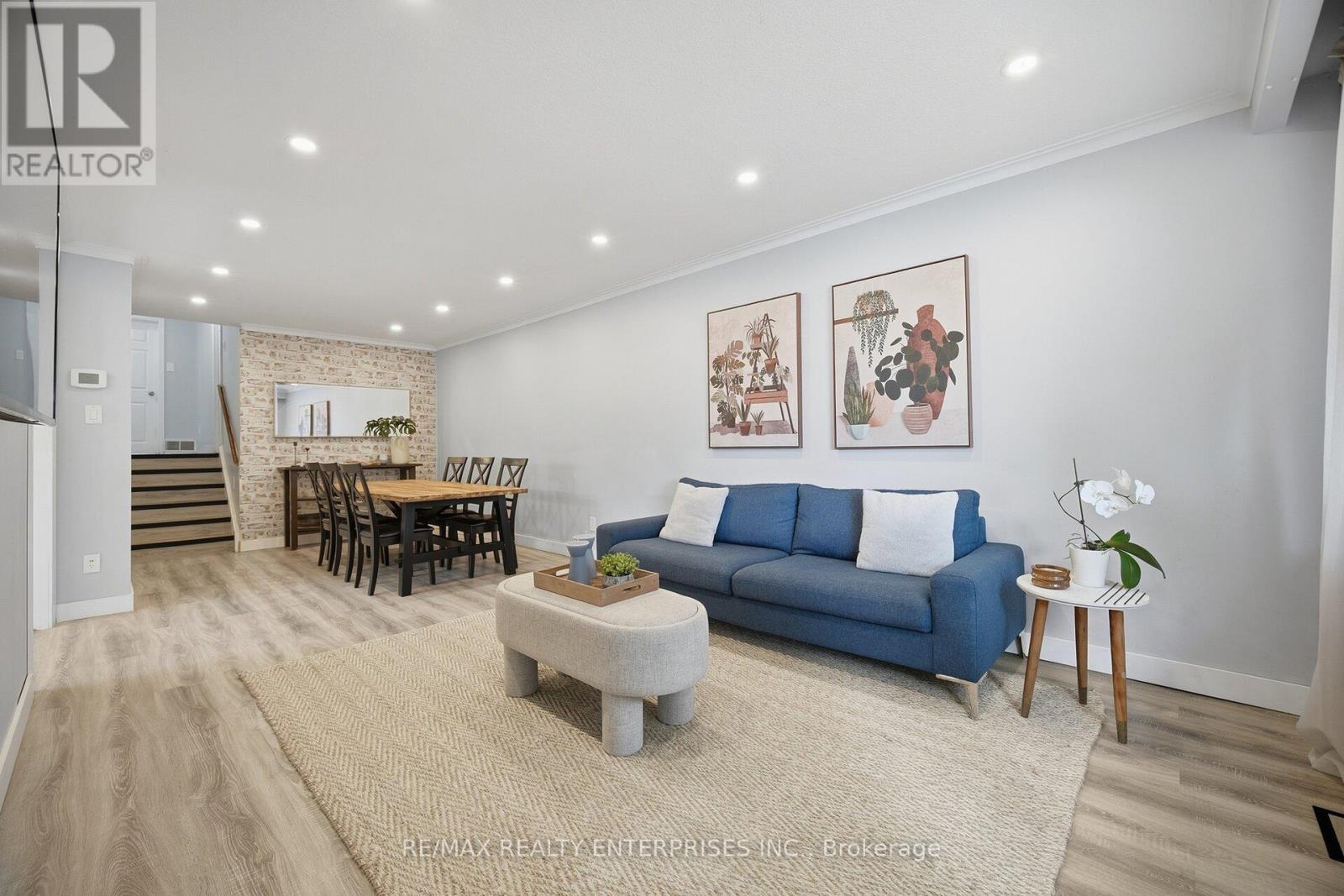1310 Redbank Crescent, Oakville, ON