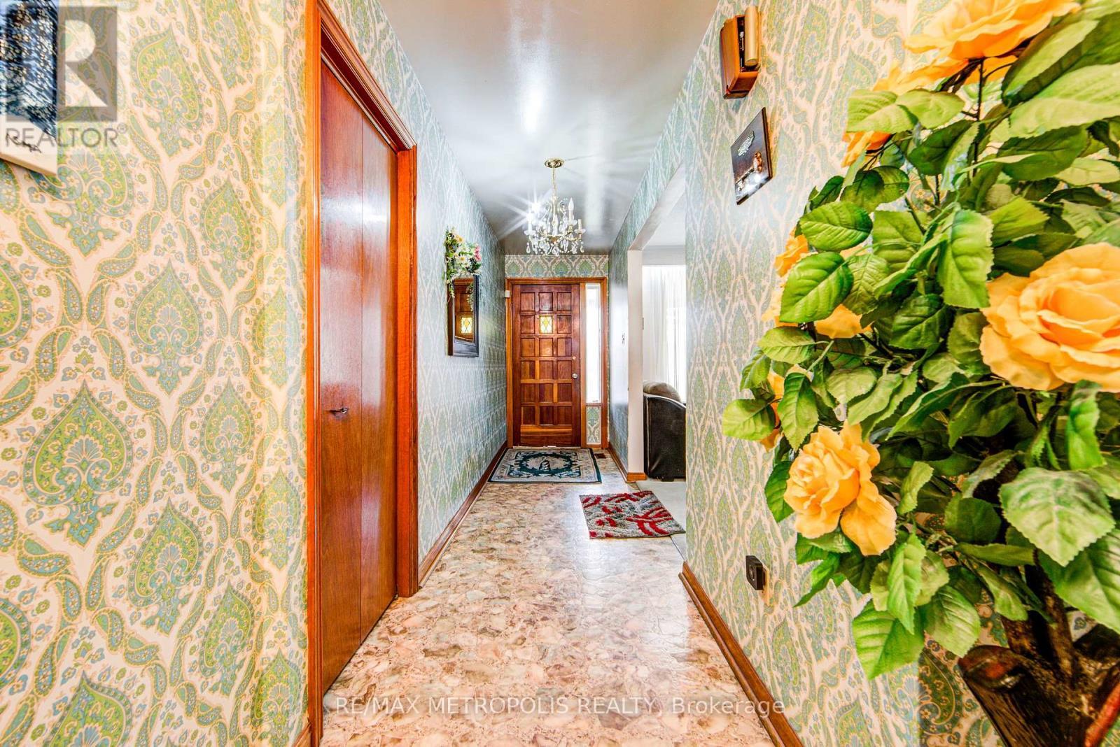 110 Stevenson Road, Toronto, ON