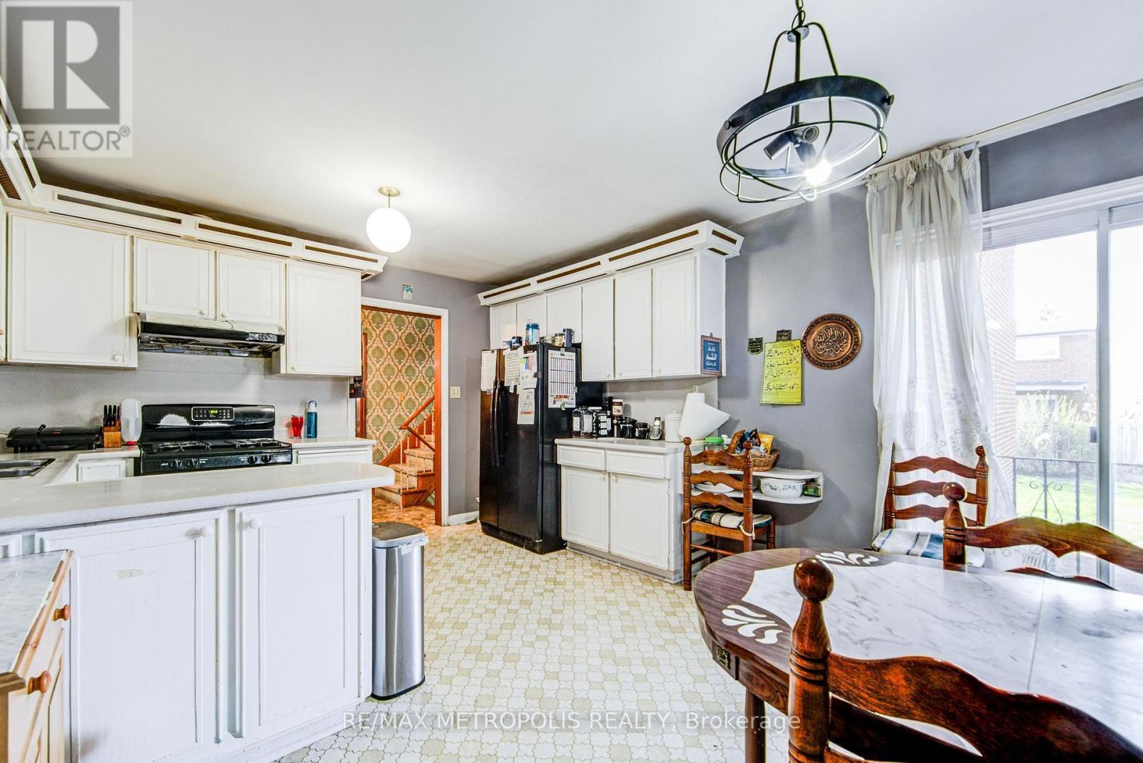 110 Stevenson Road, Toronto, ON