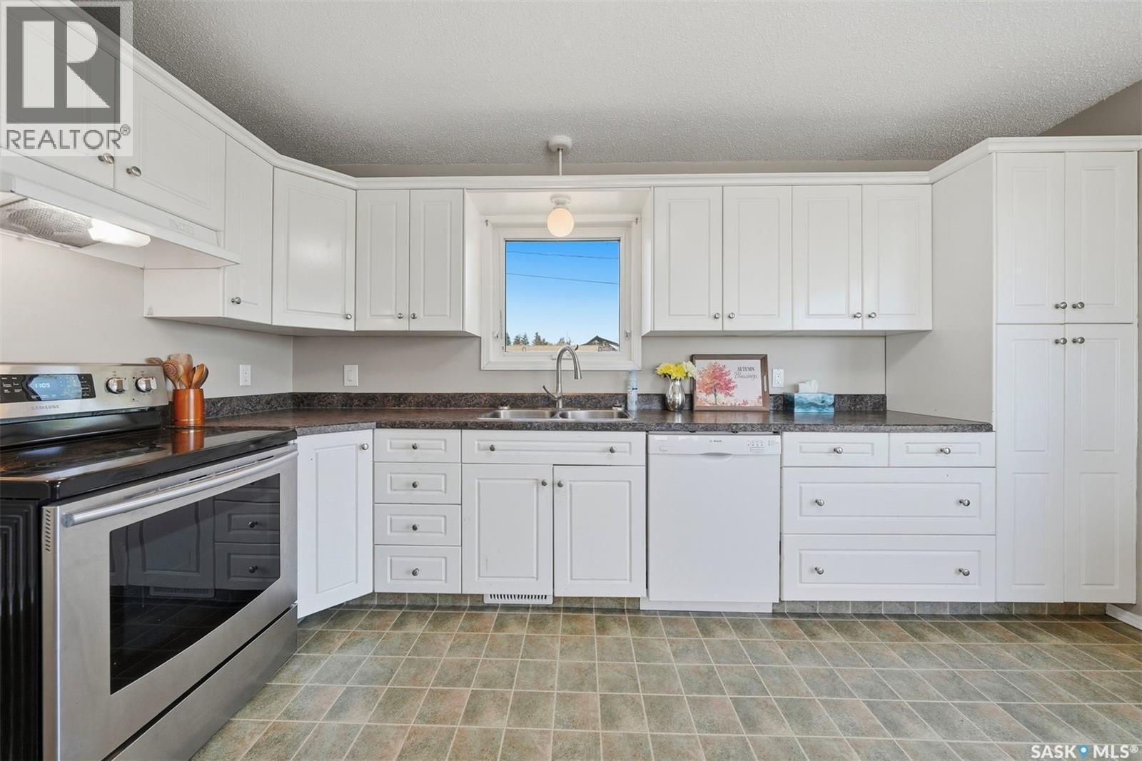 218 Jean Street E, Manitou Beach, SK