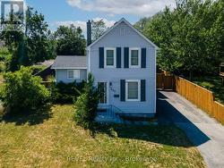 650 DEERE STREET Welland (Lincoln/Crowland), ON L3B 2L8