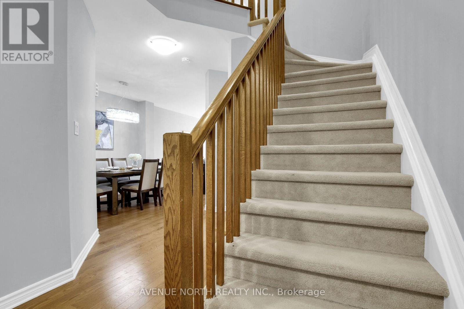 303 Wood Acres Grove, Ottawa, ON