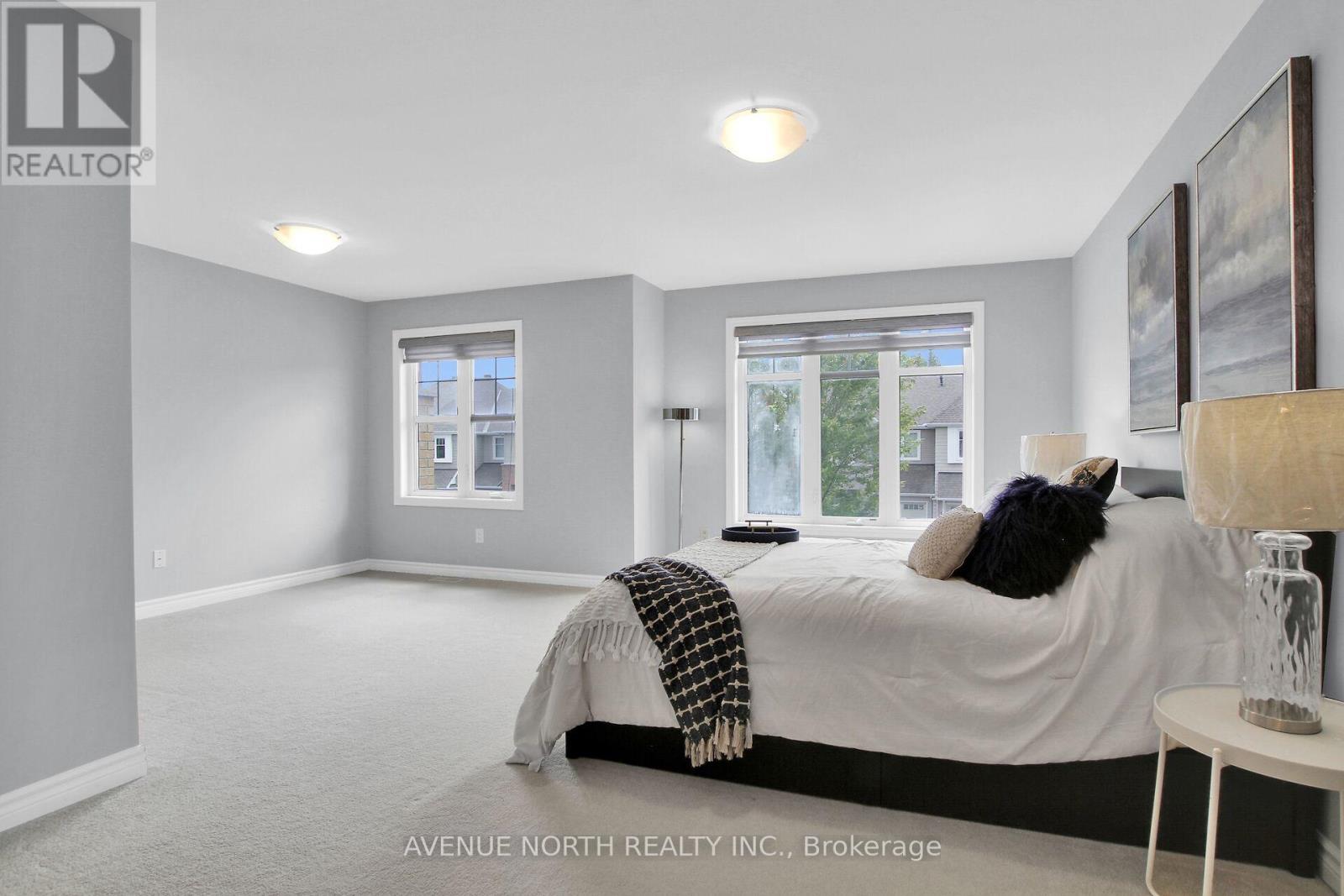 303 Wood Acres Grove, Ottawa, ON