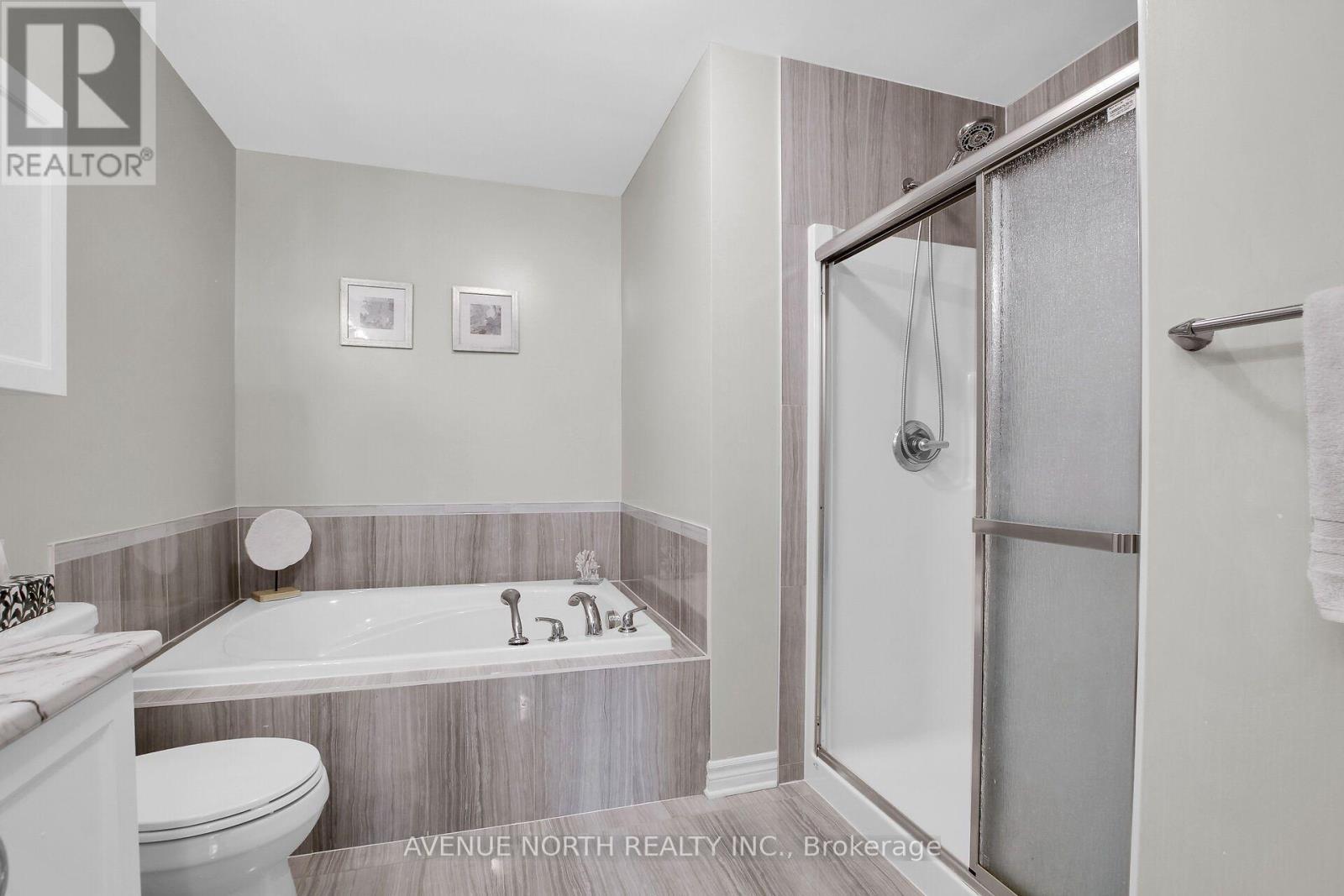 303 Wood Acres Grove, Ottawa, ON