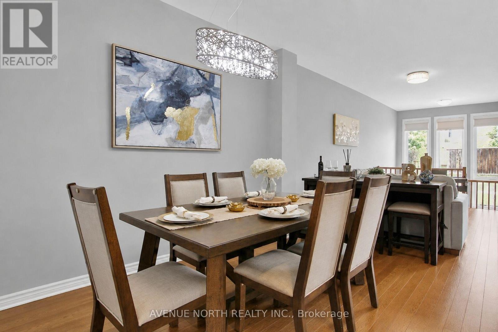 303 Wood Acres Grove, Ottawa, ON