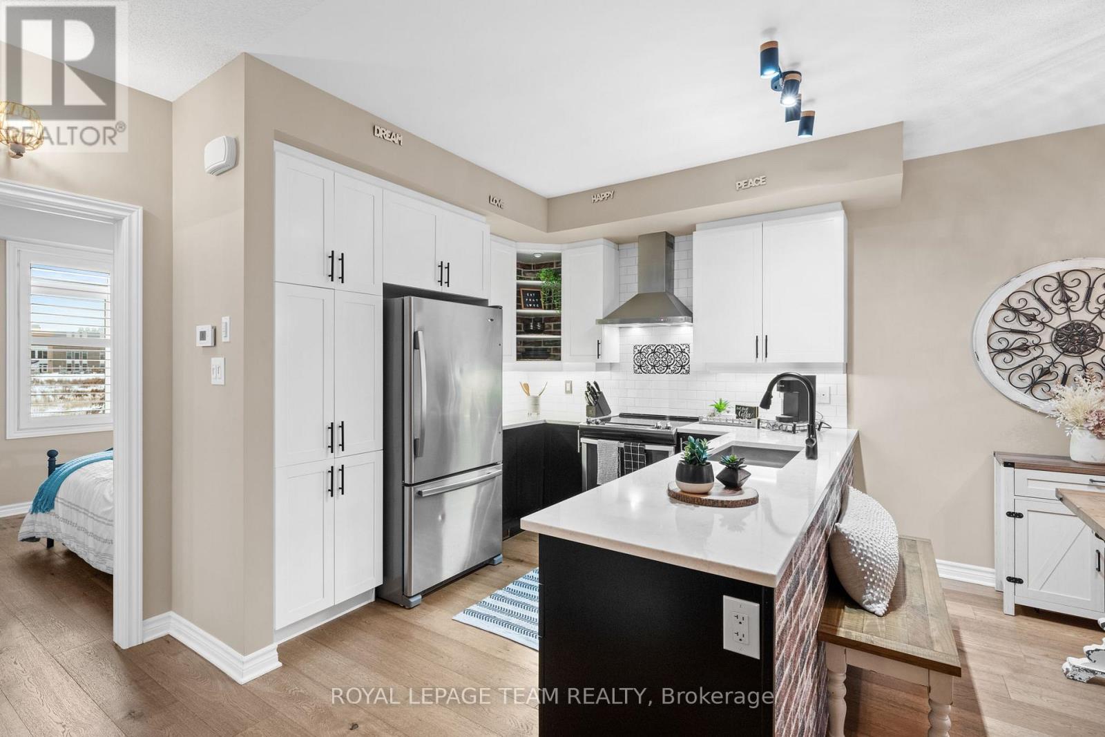 298 Pembina Private, Ottawa, ON