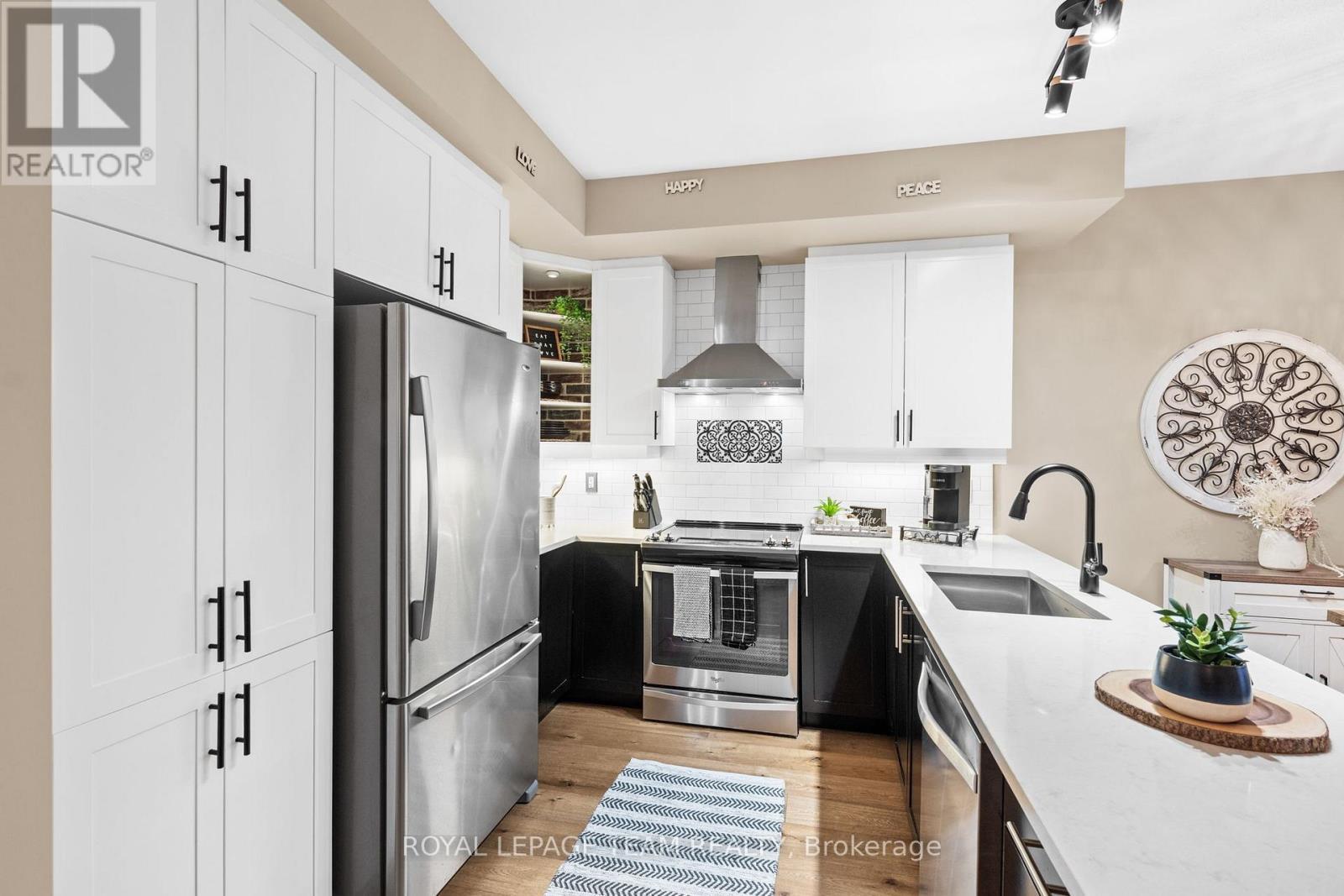 298 Pembina Private, Ottawa, ON