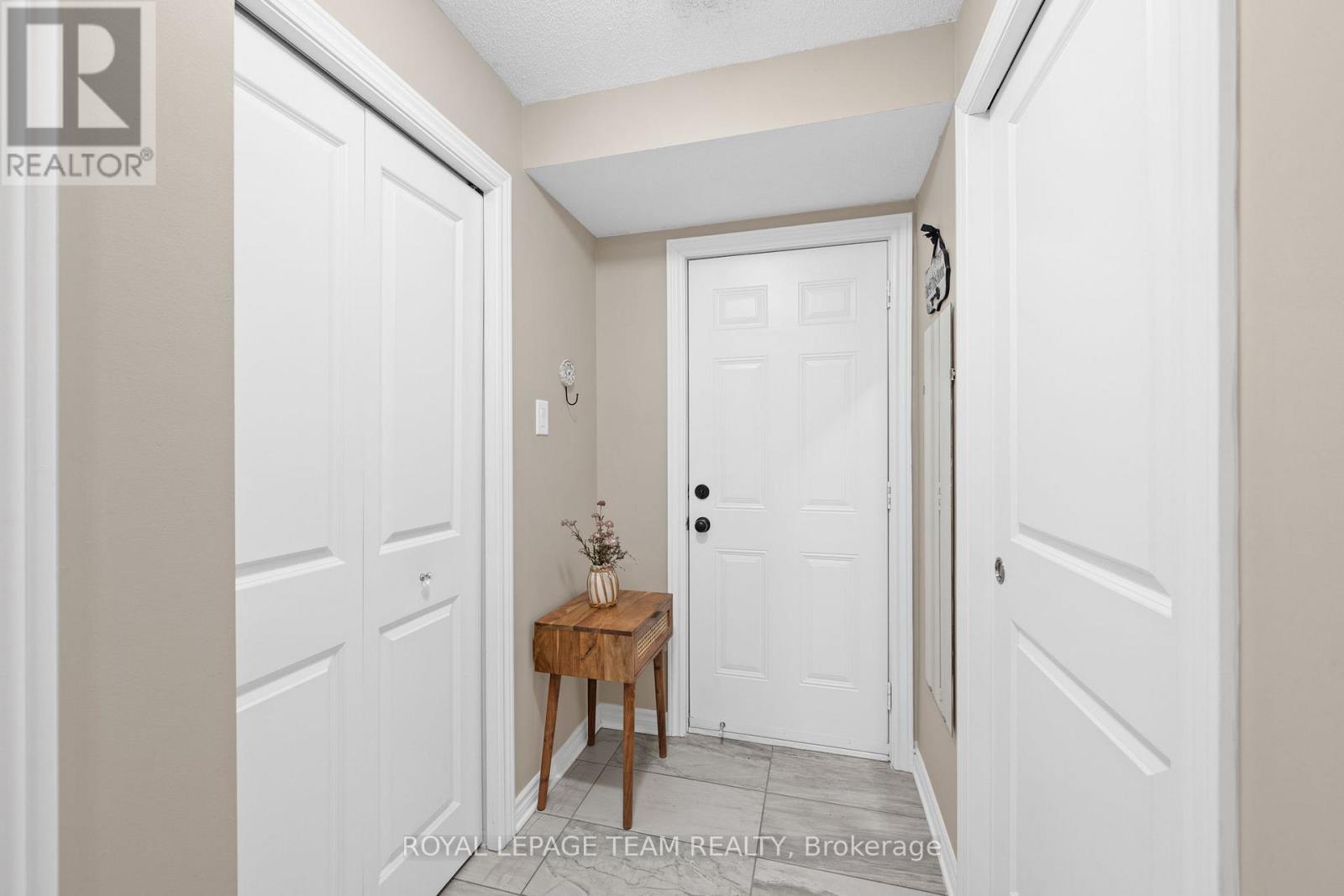 298 Pembina Private, Ottawa, ON
