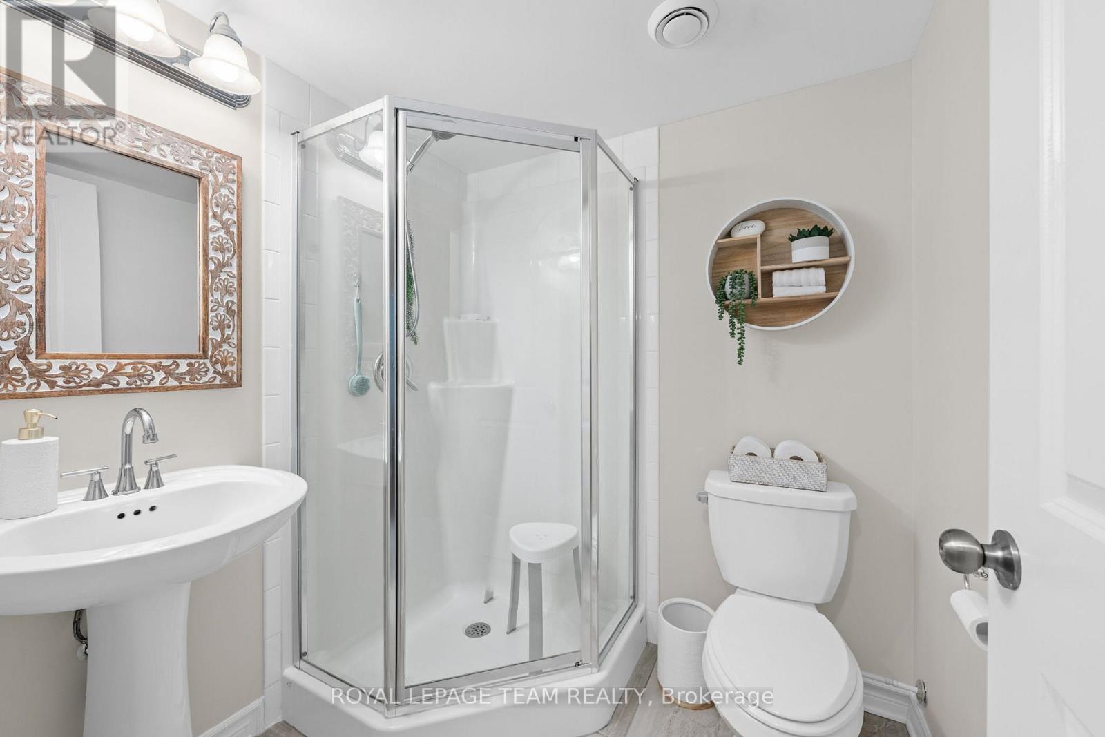 298 Pembina Private, Ottawa, ON