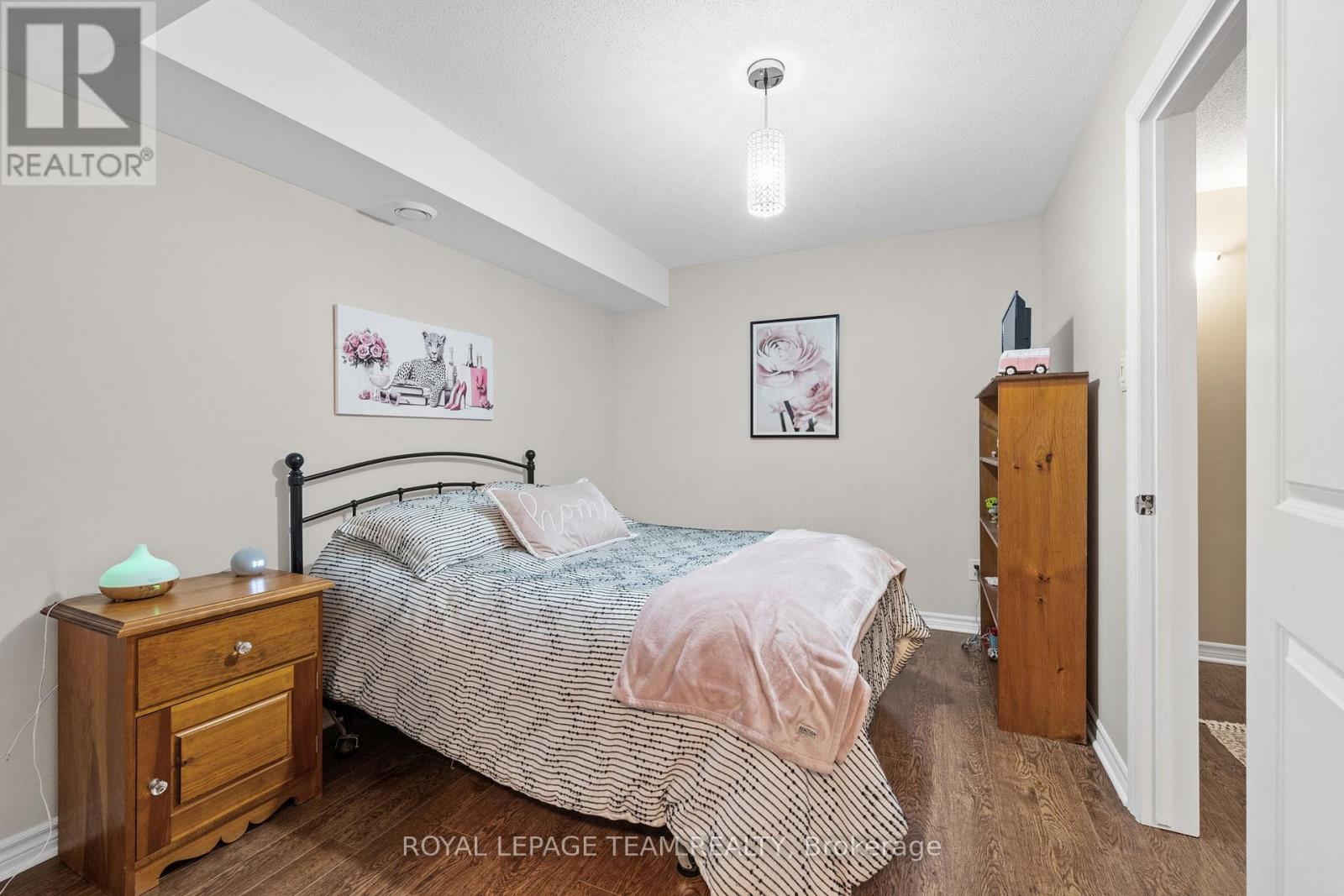 298 Pembina Private, Ottawa, ON