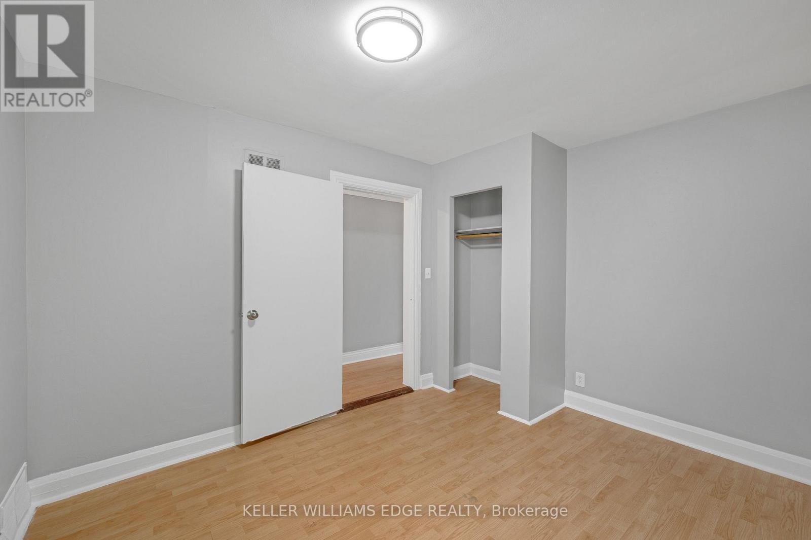 211 Wentworth Street N, Hamilton, ON
